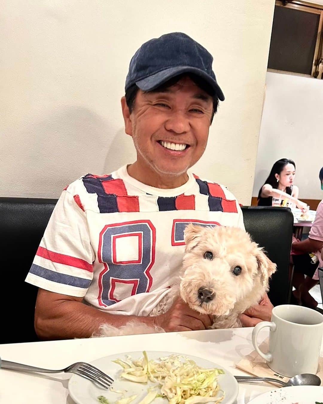 のインスタグラム：「ケリーとデート…😊🐶  #kelly #愛犬とさんぽ🐾 #バワリーキッチン」