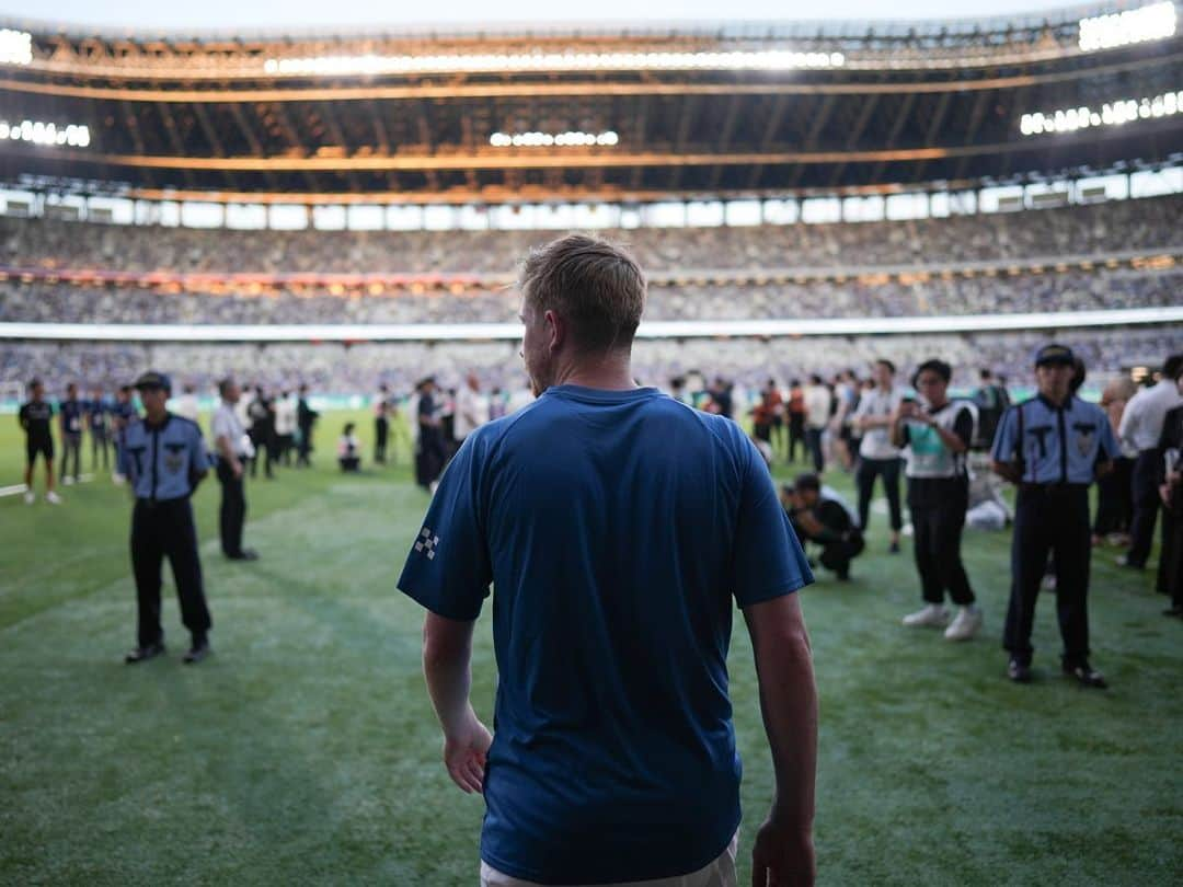 ケヴィン・デ・ブライネのインスタグラム：「First game of pre season. Working hard to be back soon👍」