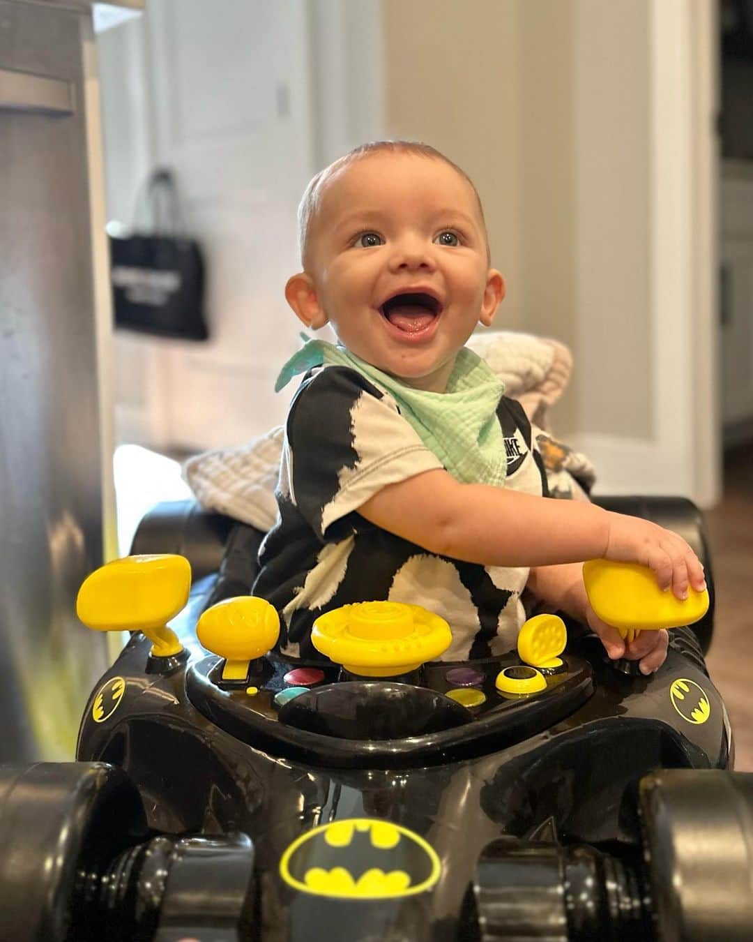 ダニエル・クヌッドソンのインスタグラム：「My love ♥️ #boymom #babyboy」