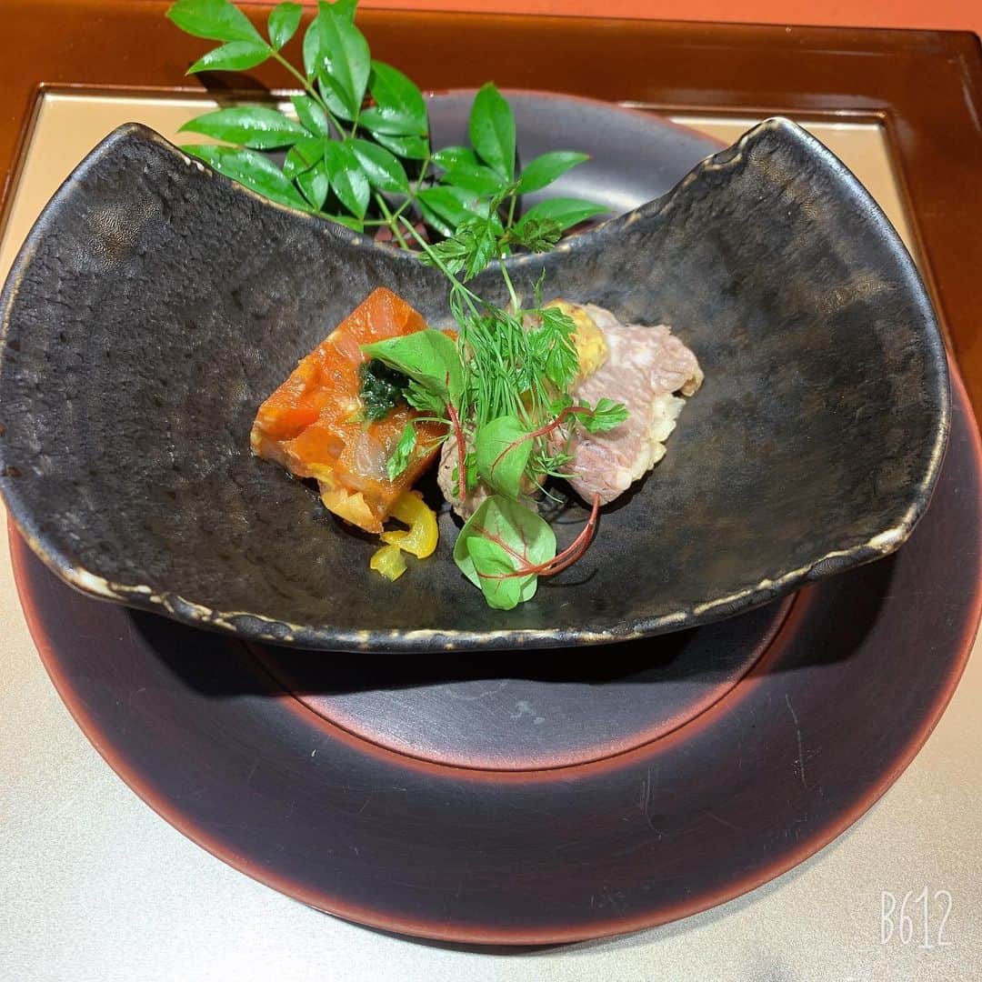 のインスタグラム：「美味しすぎてとろけて無くなっちゃうかと思った🥹🥹🥹🌸🌸🌸」
