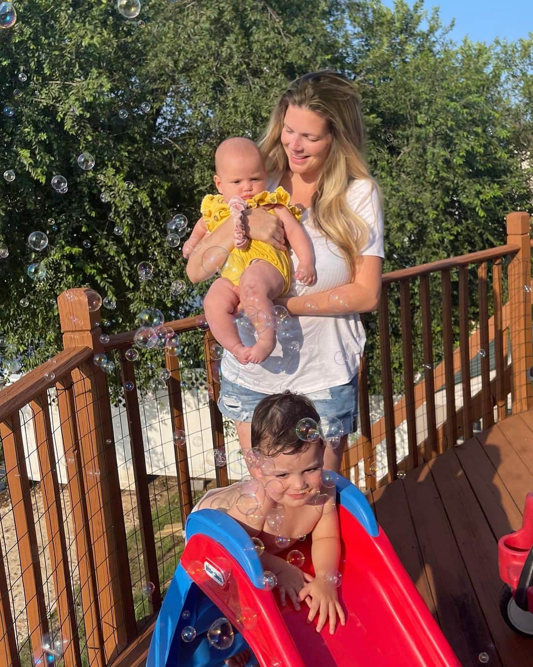 Stephanie Brantonのインスタグラム：「My kind of Sunday funday ❤️🥰🙏☀️」