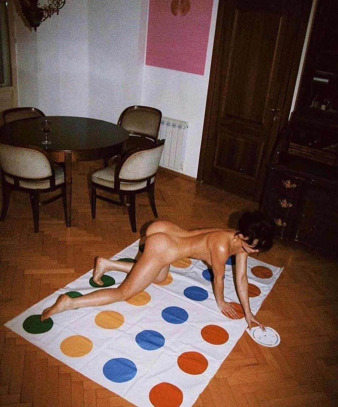 Kylie Raeさんのインスタグラム写真 - (Kylie RaeInstagram)「wanna play? cr: @polaroid_space」7月24日 1時44分 - playroomagency