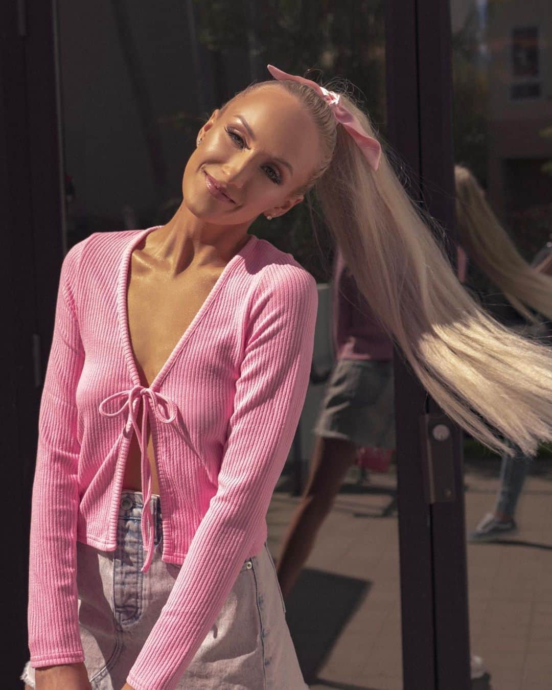ナスティア・リューキンのインスタグラム：「hopping on this @barbie trend which I could probably do 13 posts on but don’t worry I’ll keep it to just one (for now) 👱🏼‍♀️🩷  1. NL Barbie  2. Beach Barbie  3. Jungle Barbie  4. Olympic Barbie  5. Mountain Barbie  6. Desert Barbie  7. TV Barbie  8. Malibu Barbie  9. Covergirl Barbie  10. #BARBIE 🩷🩷🩷🩷🩷」