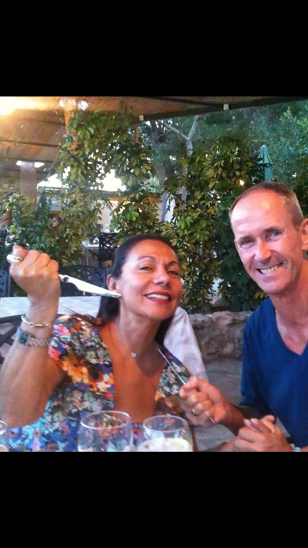 エド・ウィークスのインスタグラム：「BEST OF MUM & DAD #WeeksEats」