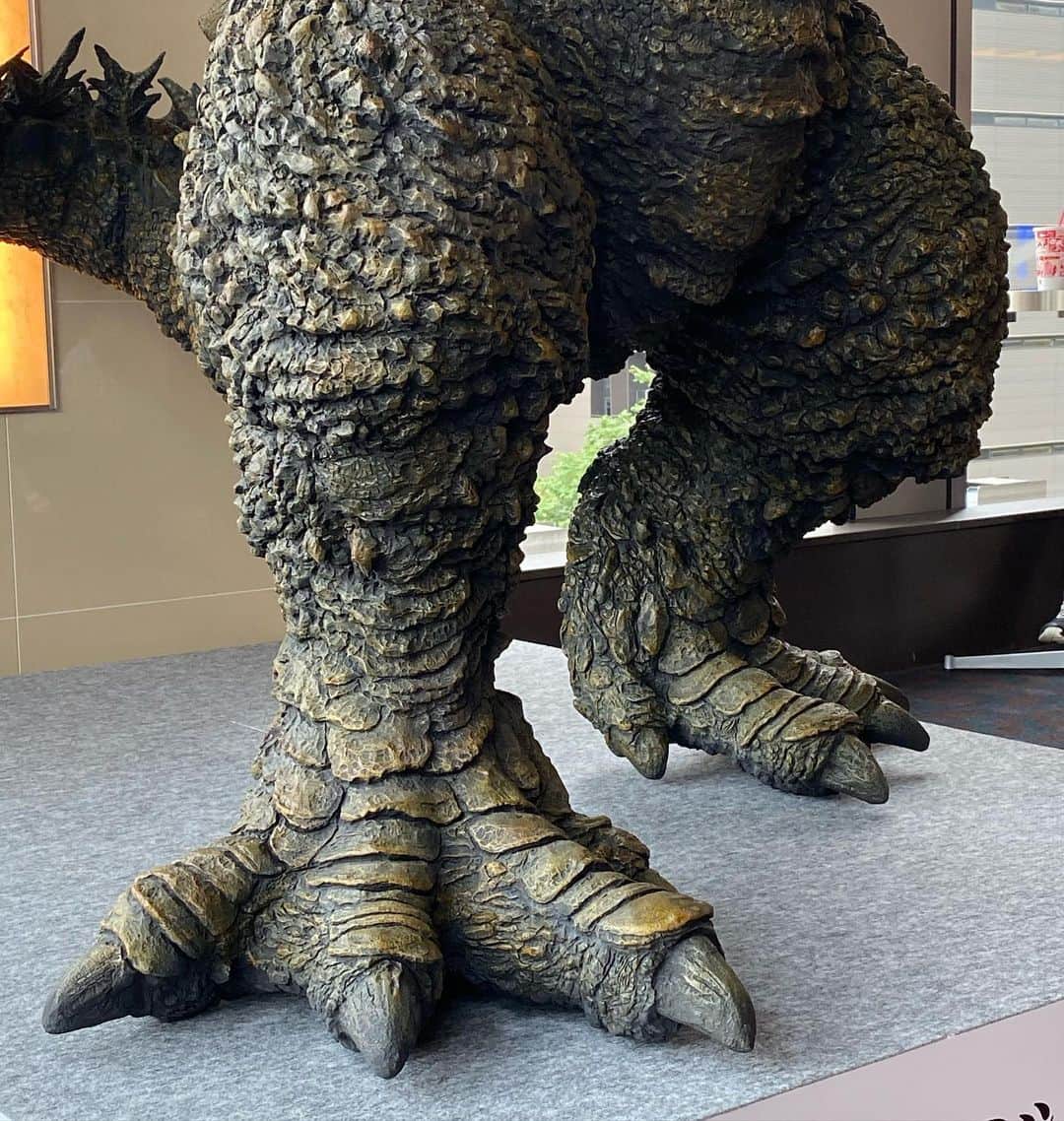 ぎわちん。のインスタグラム：「すごい脚だな… #ゴジラ #ゴジラマイナスワン #godzilla #godzillaminusone  #山崎貴 #ぎわちん」