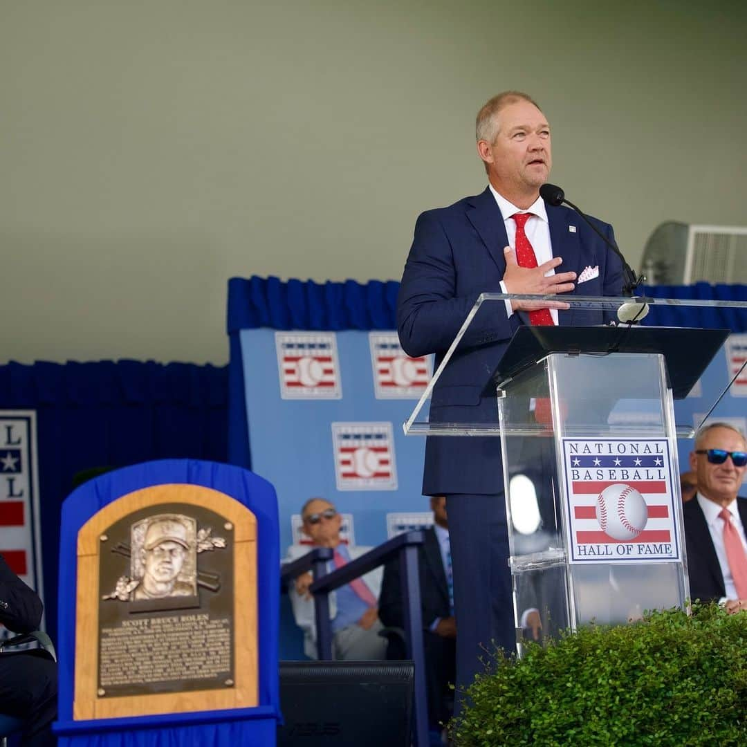 セントルイス・カージナルスさんのインスタグラム写真 - (セントルイス・カージナルスInstagram)「Immortalized alongside the game's all-time greats.   Congratulations on your induction into the @baseballhall, Scott Rolen!  #STLCards」7月24日 6時16分 - cardinals