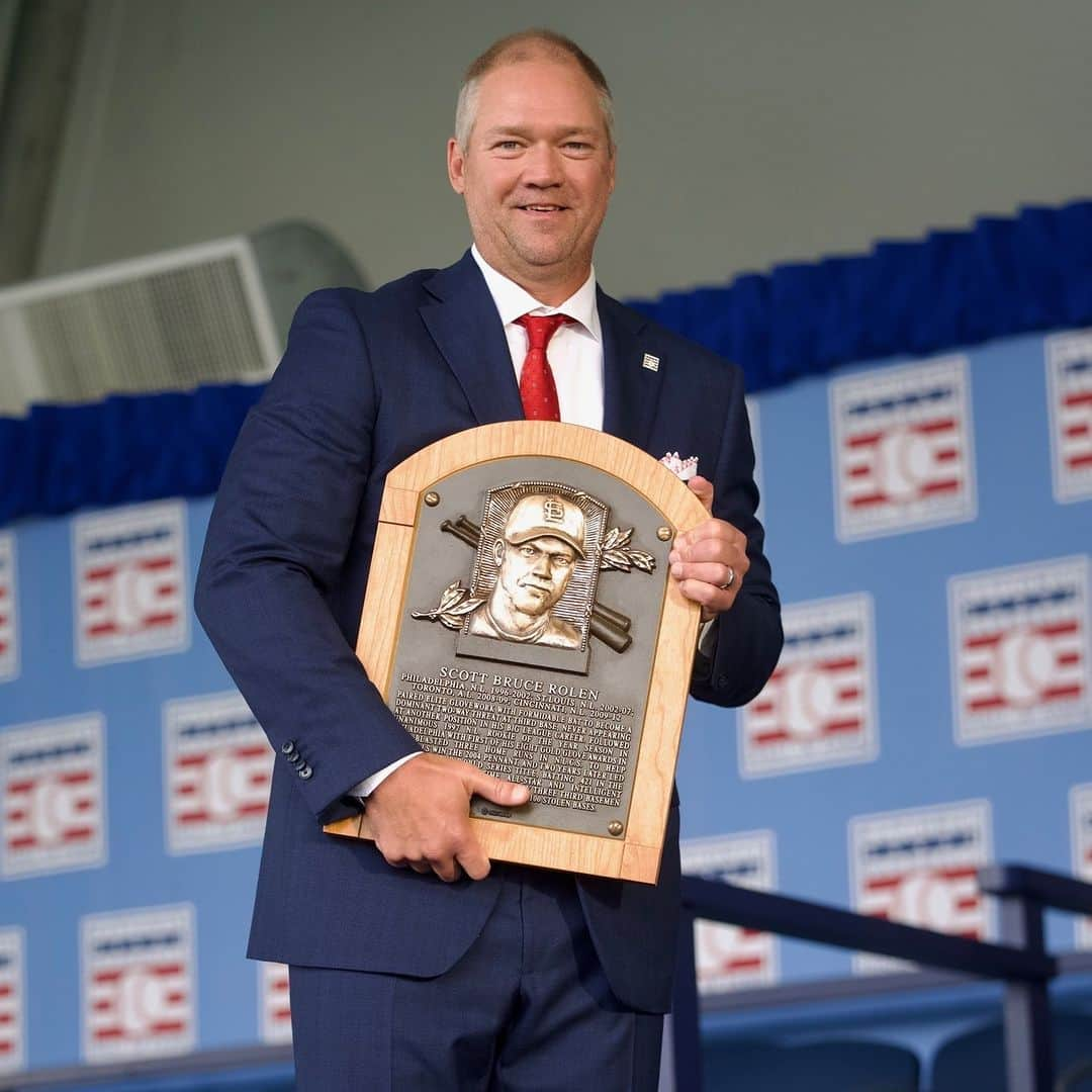 セントルイス・カージナルスさんのインスタグラム写真 - (セントルイス・カージナルスInstagram)「Immortalized alongside the game's all-time greats.   Congratulations on your induction into the @baseballhall, Scott Rolen!  #STLCards」7月24日 6時16分 - cardinals