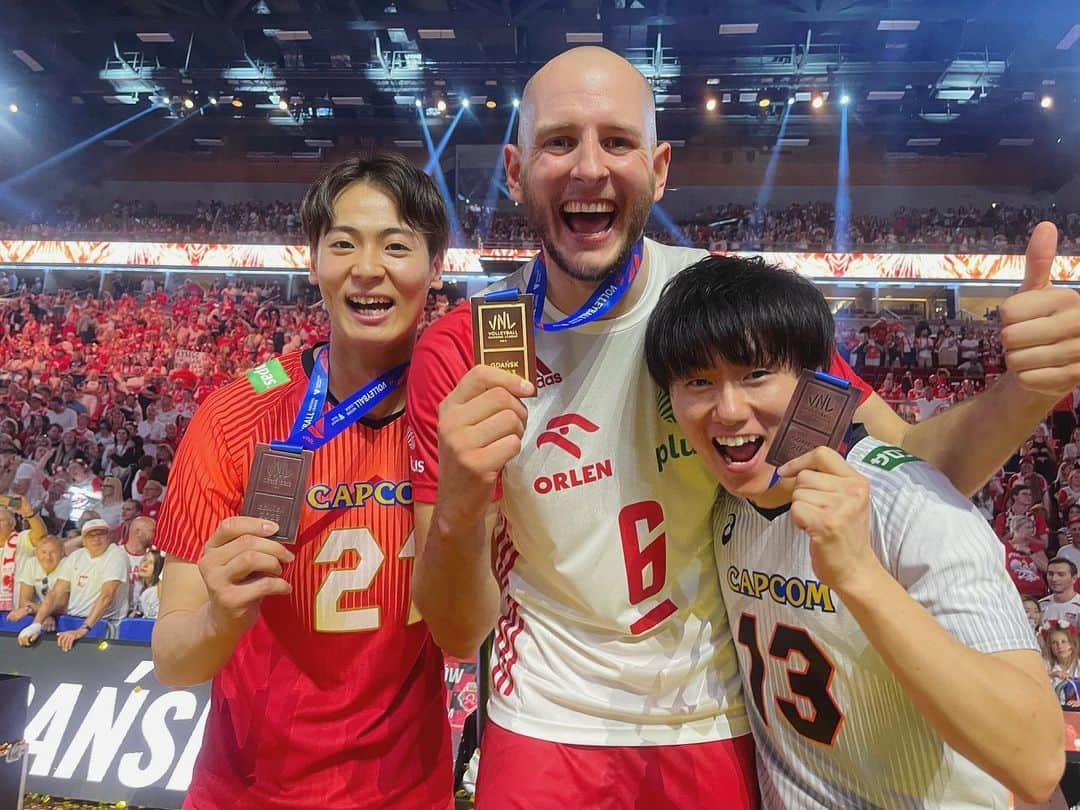 永露元稀のインスタグラム：「. 🥇✖️🥉 . #龍神nippon  #vnl2023 #poland  #gdansk」