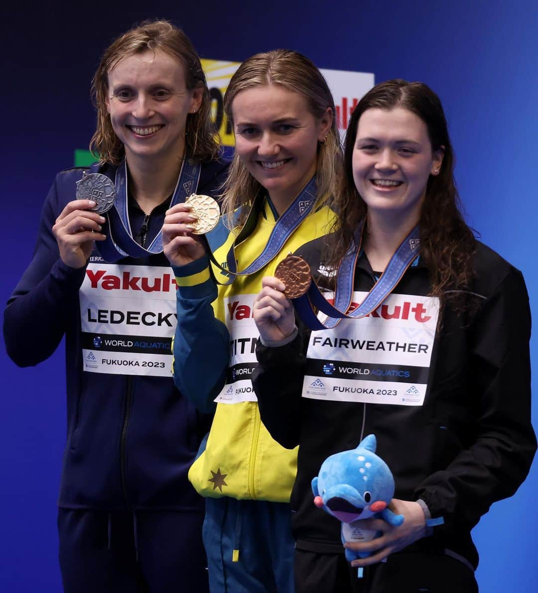 ケイティ・レデッキーさんのインスタグラム写真 - (ケイティ・レデッキーInstagram)「Day 1 ✅ 400 free in the books. Happy with my swim! 🇺🇸🥈Always an honor to rep @usaswimming and pick up a medal for the team, we’re just getting started here 🥰🇯🇵  Four sub-4 swims in one race 🔥and congrats @ariarnetitmus_ on the record swim 👏🏼  Ready to get going on some distance with the 1500 up next!😎  📸- @gettyimages  @world_aquatics #AQUAFukuoka23」7月24日 6時39分 - katieledecky