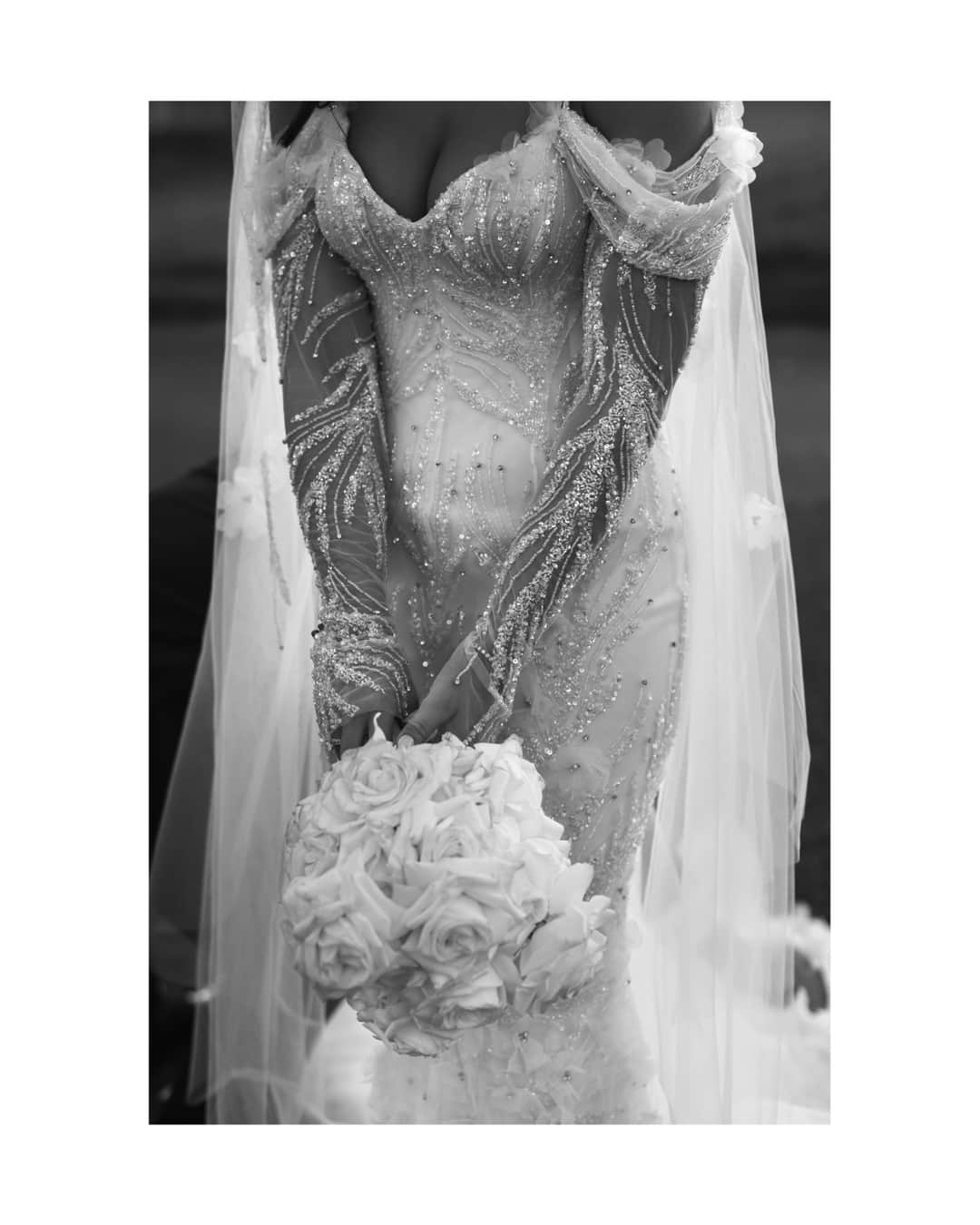 Steven Khalilさんのインスタグラム写真 - (Steven KhalilInstagram)「Infusing a radiant glow, delicate beads and sequins our exquisite bride Erini has been elegantly captured by @emiliobphotography​​​​​​​​​ #stevenkhalilbride #stevenkhalil」7月24日 7時01分 - steven_khalil