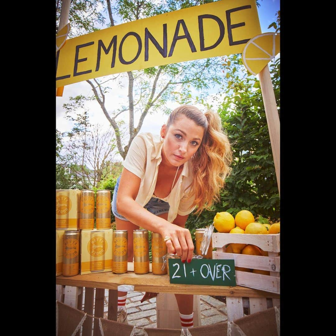 ブレイク・ライヴリーのインスタグラム：「The female start up grind is underrated🍋   @bettybooze for 21 & older  @bettybuzz (not pictured here) for all ages  🍋Jokes aside. Betty Booze comes from the lemonade recipe I made up 13 years ago for summer lemonade stands. Yeah. I still do lemonade stands. Yeah it was in my 20s that I really got into it. The lemonade stand version is obviously alcohol free. And it sells out FAST. I would often have adults in my life request a version of my lemonade but with alcohol. It happened so much that that’s where the idea for @bettybooze was born.   I am always being asked in my personal life to create something for everyone. I think most women can relate in all different aspects.  But for this example, I already had my non alcoholic drinks with @bettybuzz but my loved ones wanted more. So here it is. And I couldn’t be more proud or grateful seeing you all share how much you love it as well!!!! 🥹🙏🥰🙏 my ego thanks you.  And yes, we’re working on my lemonade without alcohol for Betty Buzz 🤤 coming (not) soon (enough).   📸 : the greatest @guyaroch」