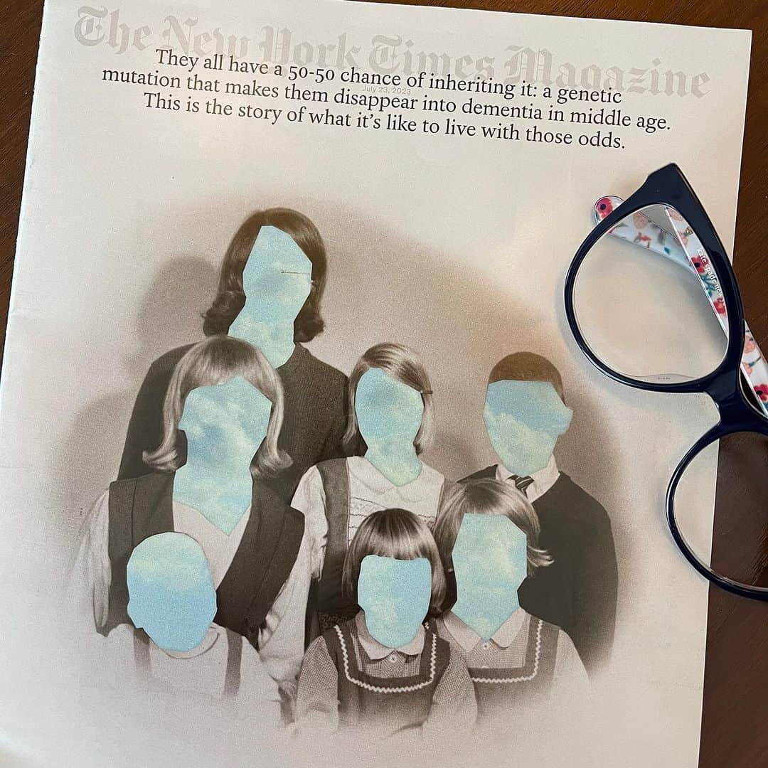 エマ・ヘミングさんのインスタグラム写真 - (エマ・ヘミングInstagram)「The cover story of today’s NYT Magazine explores a family’s journey contending with the fact that they have a 50-50 chance of carrying the genetic mutation of frontotemporal dementia (FTD.)  This article was so emotionally impactful that it took me days to get through reading it, I just couldn’t do it in one sitting given how deeply serious and heavy it was. In fact, I still haven’t fully been able to shake off the pain I felt listening to the devastating details of this family’s journey. Proceed with caution.  Robert Kolker, who covered their story, did it in a very sensitive and compassionate way. The family was so courageous to share their personal story and so selflessly—it has served our community well.  These are, unfortunately, the stories it takes to raise awareness around this devastating disease. I know they will be heard and ultimately make a difference for your family, mine, and I pray, for theirs whether it be genetic or sporadic cases.  My hope is the next time FTD makes the cover of the NYT Magazine, it’ll be a story about a cure, an efficacious drug, and/or a faster way to diagnose this horrendous disease before it evolves into something unmanageable.  If you are a family in need of support today, please take advantage of all @theaftd resources have available to you.  (links in bio) @bobkolker @nytmag #ftdawareness #frontotemporaldementia #endftd」7月24日 8時14分 - emmahemingwillis