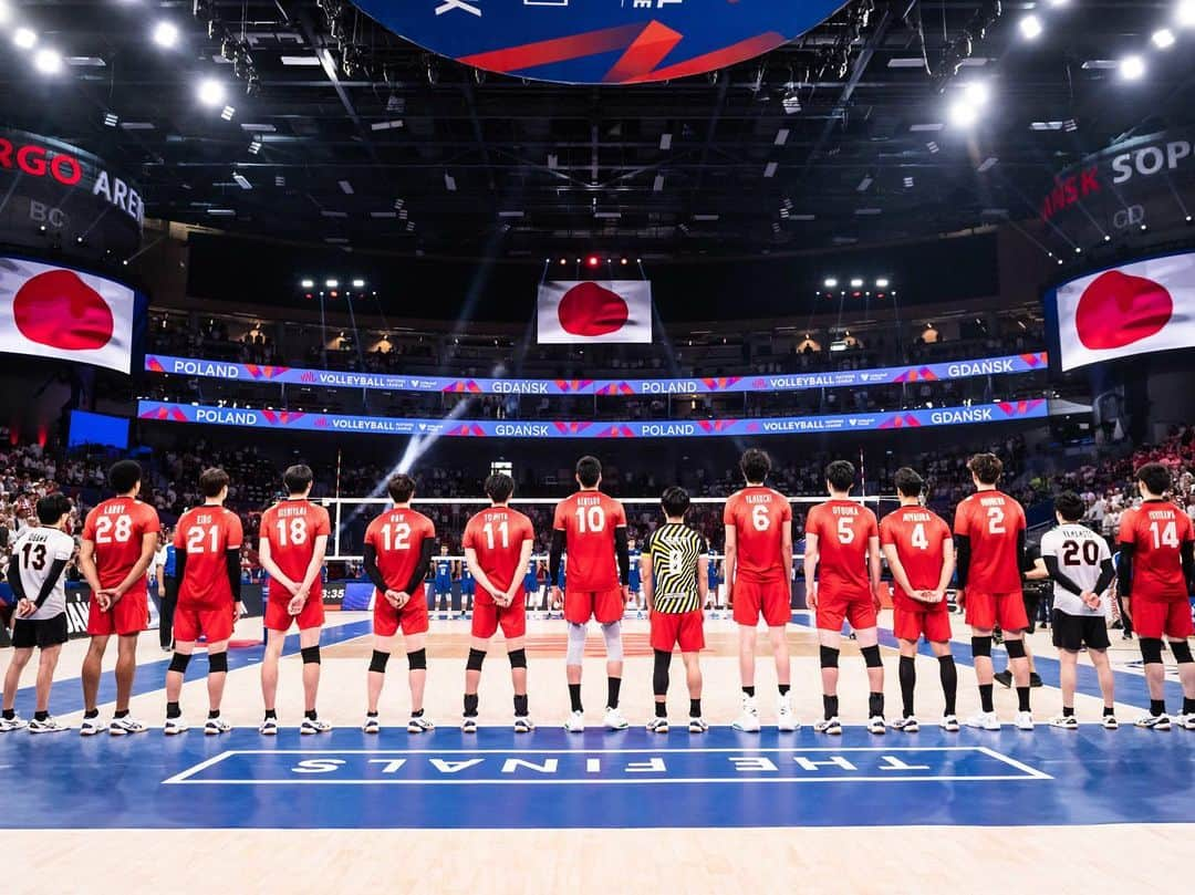 宮浦健人さんのインスタグラム写真 - (宮浦健人Instagram)「3rd place 🥉🥉🥉 たくさんの応援、サポートありがとうございました😁 また次に向けて頑張ります💪💪  Dziękuję bardzo 🇵🇱🇵🇱」7月24日 8時37分 - miyaurakento