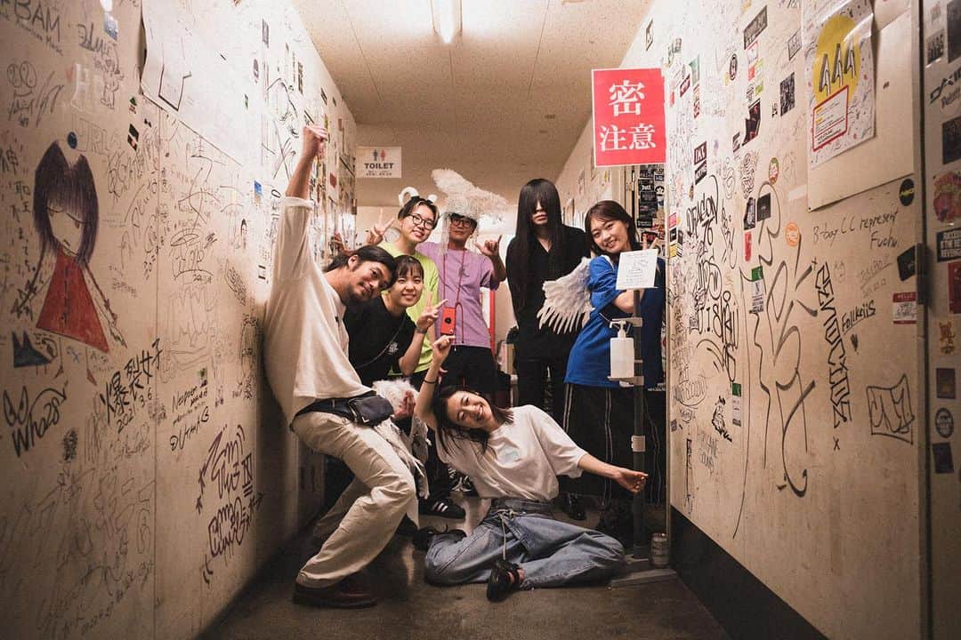 羊文学のインスタグラム：「Thank you for coming!  「LIQUIDROOM 19th ANNIVERSARY」 DJ:Tommy @tommy_okutomi   @liquidroom_ebisu  photography: @hayatowatanbe」