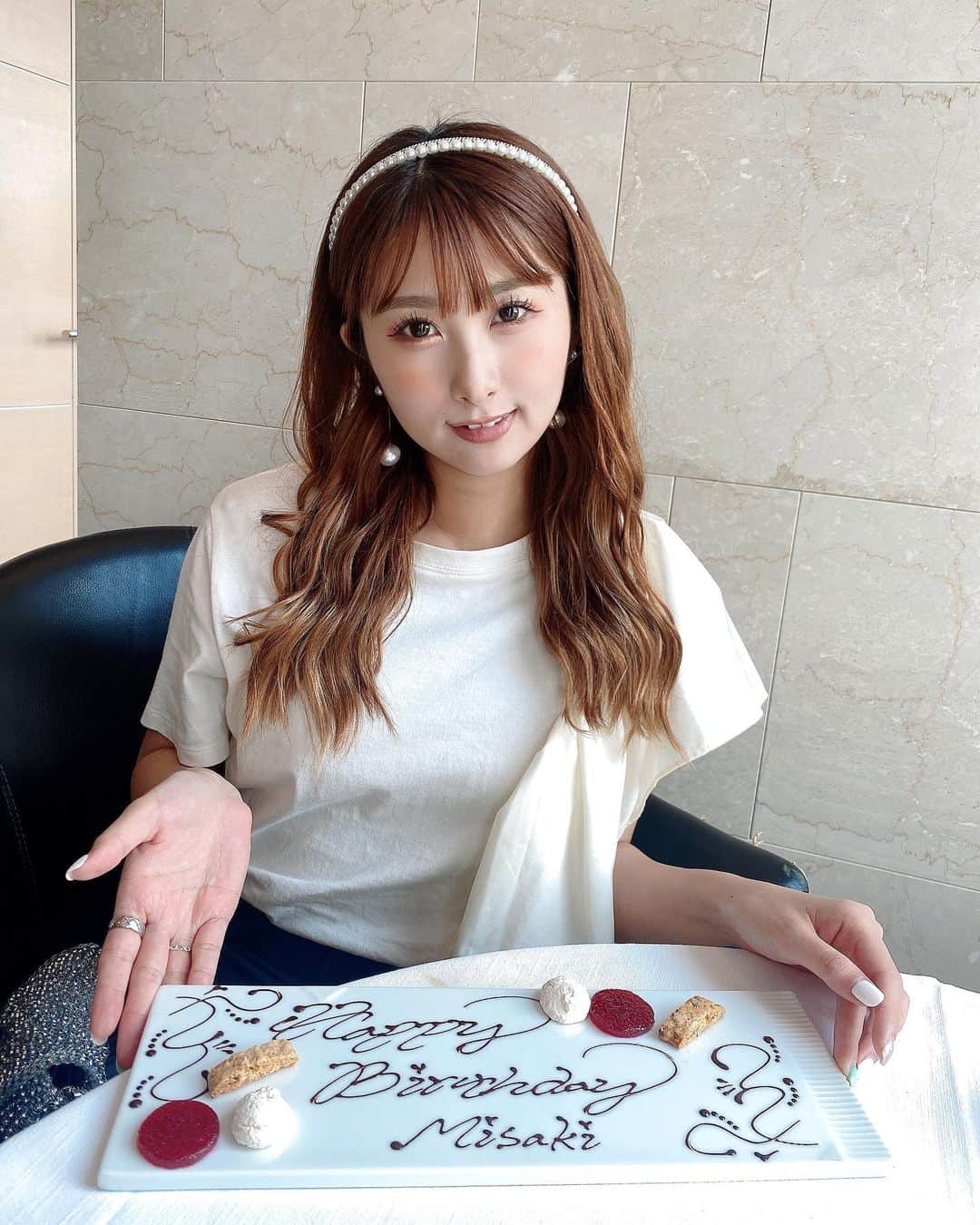 青野美沙稀のグルメインスタ