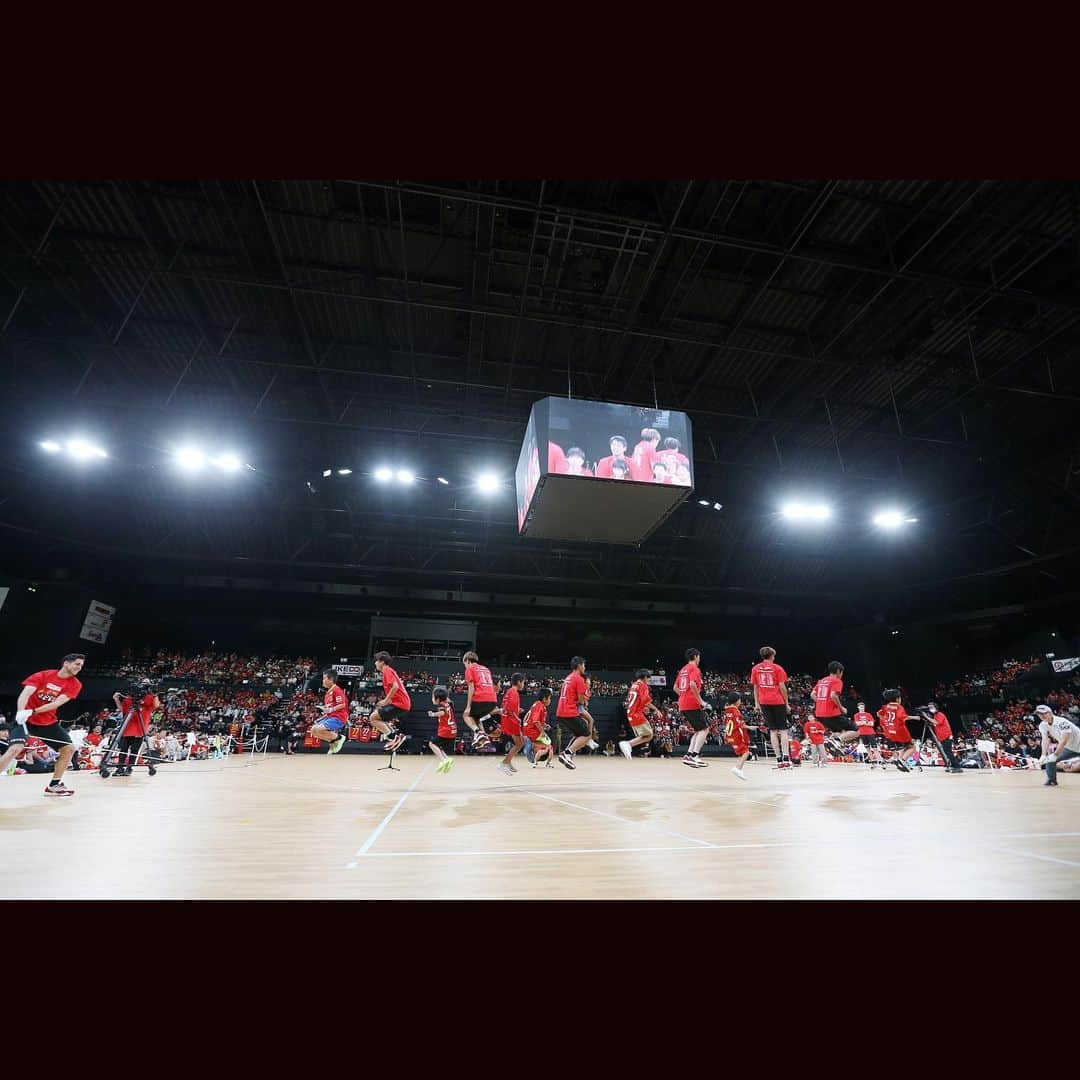 名古屋グランパスさんのインスタグラム写真 - (名古屋グランパスInstagram)「ファン感謝デー JOYSOUND  presents Nagoya Grampus FAMILY DAY 2023  協力ゲーム  #前田直輝 #重廣卓也 #山田陸 #野上結貴 #ターレス #マテウスカストロ #藤井陽也 #河面旺成 #レオナルド #三井大輝 #武田洋平 #長澤和輝  #名古屋グランパス #grampus #つむぐ」7月24日 20時00分 - nagoyagrampus