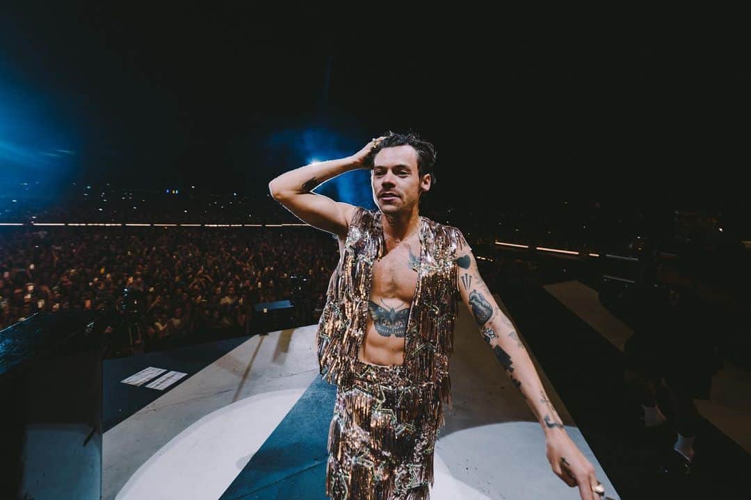 ハリー・スタイルズさんのインスタグラム写真 - (ハリー・スタイルズInstagram)「Love On Tour. Reggio Emilia. July, 2023.」7月24日 18時50分 - harrystyles