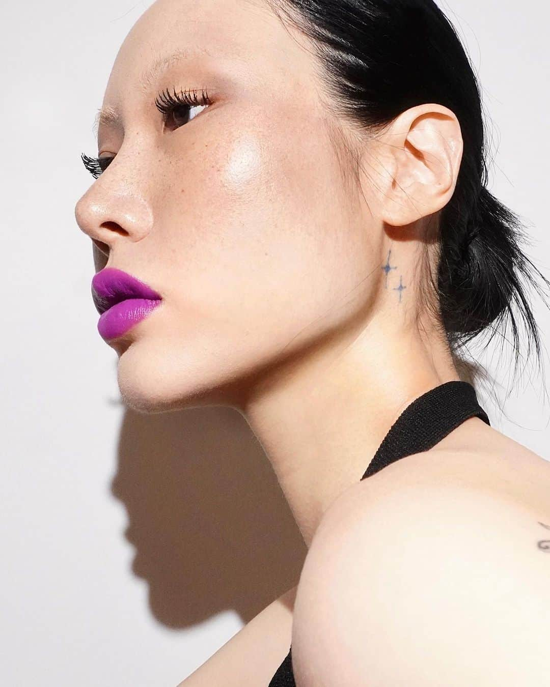 福長優さんのインスタグラム写真 - (福長優Instagram)「M·A·C TREND #PURPLELIPSTICK  PRODUCTS •Lipstick in Heroine •STACK Mascara   #맥트렌드 #맥소속직원 #맥크리에이터  #MACCREATOR #MACTREND  @MACCOSMETICS  @MACCOSMETICSKOREA  #PURPLEMAKEUP #PURPLELIPS」7月24日 18時52分 - 2000syx