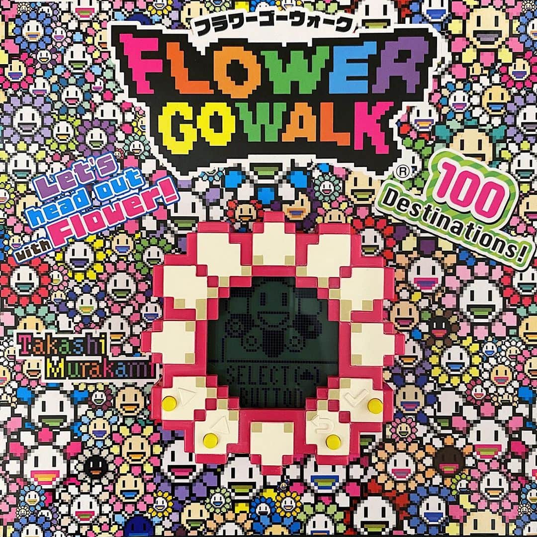 cherry worldwideさんのインスタグラム写真 - (cherry worldwideInstagram)「. Takashi Murakami®︎ 』 ⇒ " Flower Go Walk " Drop ❷ @takashipom @murakami.flower2022 . Release online 🍒 . today 7 / 24 (mon) 20:00JST！！」7月24日 19時08分 - cherry__fukuoka