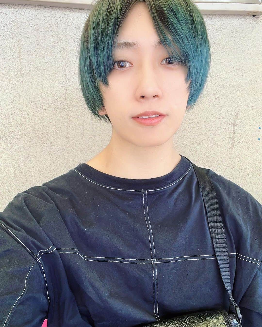 うみくんのインスタグラム：「💇‍♂️ #greenhair」