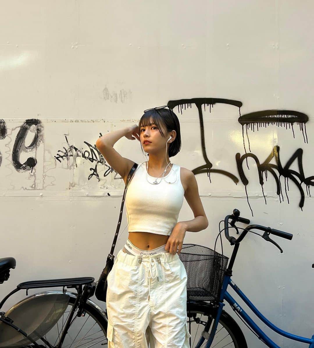 夏芽すずのインスタグラム：「#calvinklein 🩵」