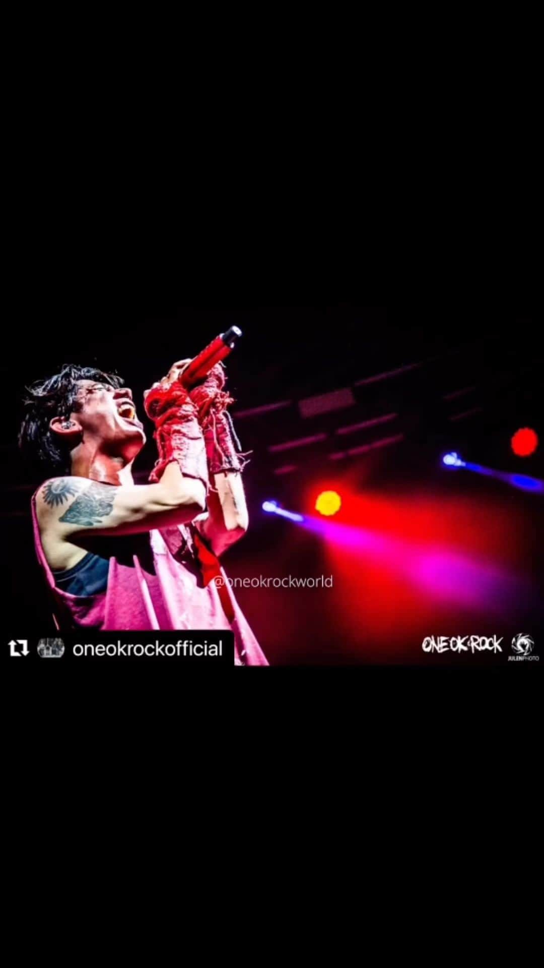ONE OK ROCK WORLDのインスタグラム：「- ◇LUXURY DISEASE TOUR EUROPE 2023  Day 11  Milan  #Repost  - @oneokrockofficial  ・・・ Thanks Milan!! ONE OK ROCK 2023 LUXURY DISEASE EUROPE TOUR!!  #ONEOKROCK #LuxuryDisease #Europe #tour photo by @julenphoto  - @tomo_10969 ・・・ Milano! Ti sei divertito tantissimo! Non lo dimenticherò mai! Tornerò ancora. Grazie! ・ ミラノ！ 素晴らしい時間を過ごしたね！ 決して忘れないよ！ また来るよ 。ありがとう！ ・ Milan! We had a wonderful time! I am never going to forget it! We'll be back. Thank you!  みらぁのぉ🔥 ヘッドライナーファイナル叩き終わり🔥 ・ Milanoo🔥 Finished beating for the final show as a headliner🔥  待っててくれる人たちがいるから、前に進めます。 ありがとう。 ・ There are people waiting for us, and that’s why we can keep on moving forward. Thanks.   明日はサポートファイナル。 精一杯叩きます🕊 ・ Tomorrow is the final show as a supporter.  I will do my best 🕊   @oneokrockofficial  @julenphoto 📸   #oneokrock #drummer #luxurydisease #milano #🇮🇹  - @toru_10969  ・・・ Incredible night!!!! Thanks Milan🇮🇹🇮🇹 ・ 信じられない夜!!!! ミラノ、ありがとう🇮🇹🇮🇹  📸 @julenphoto  #oneokrock  #luxurydisease  - @10969taka  ・・・ Milan was so sick!!!! Thank you for having us🤓 🇮🇹 ・ ミラノは超ヤバかった!!!! お招きありがとうございます🤓 🇮🇹  @julenphoto  - @ryota_0809 ・・・ Thank you Milano!!🇮🇹✨ ・ ミラノ、ありがとう🇮🇹✨  @julenphoto  - #oneokrockofficial #10969taka#toru_10969#tomo_10969 #ryota_0809#fueledbyramen#luxurydisease #LUXURYDISEASETOUREUROPE2023  #Milan #Milano」