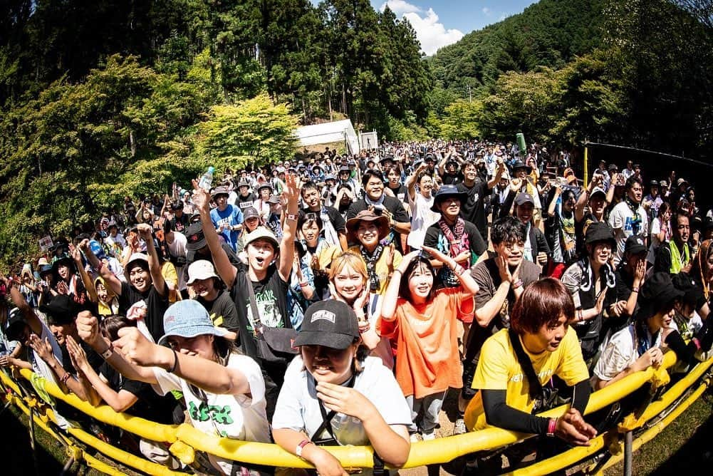 FOMAREさんのインスタグラム写真 - (FOMAREInstagram)「2023.7.23 焼來肉ロックフェス2023  FOREST STAGE  THANK YOU 🔥🔥🔥🔥🔥  photo by @ruihashimoto」7月24日 11時12分 - fomare_official