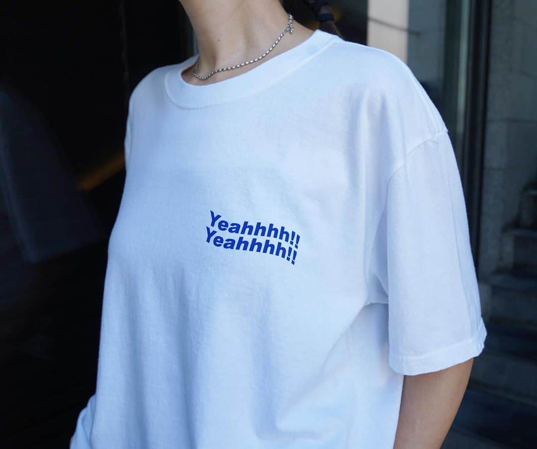 MāWさんのインスタグラム写真 - (MāWInstagram)「. [TANGTANG]  YEAH! T-Shirts.  "YEAH!"を表現したロゴデザインが印象的な一枚。 着ているだけでパッピーになれそうなこちらは性別を問わずに着用していただけます。  ブランドオリジナルのソフトで着心地の良い生地を使用しております。 背面ネックと左裾にはシグネチャーデザイン入りです。  -  #mawsapporo #MāW #insonline #tangtang #sapporo #hokkaido」7月24日 11時16分 - maw_sapporo