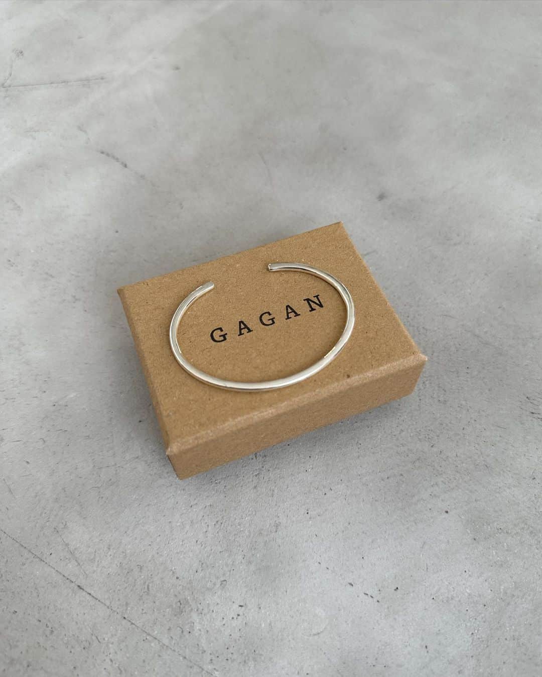 神田希未菜さんのインスタグラム写真 - (神田希未菜Instagram)「@gagan.jewelry ✨ 飽きのこないシンプルで華奢なデザインが好み🤚🏻♡ 最近アクセサリーはシルバーが気分💎  #gagan」7月24日 11時31分 - ___kimi3___