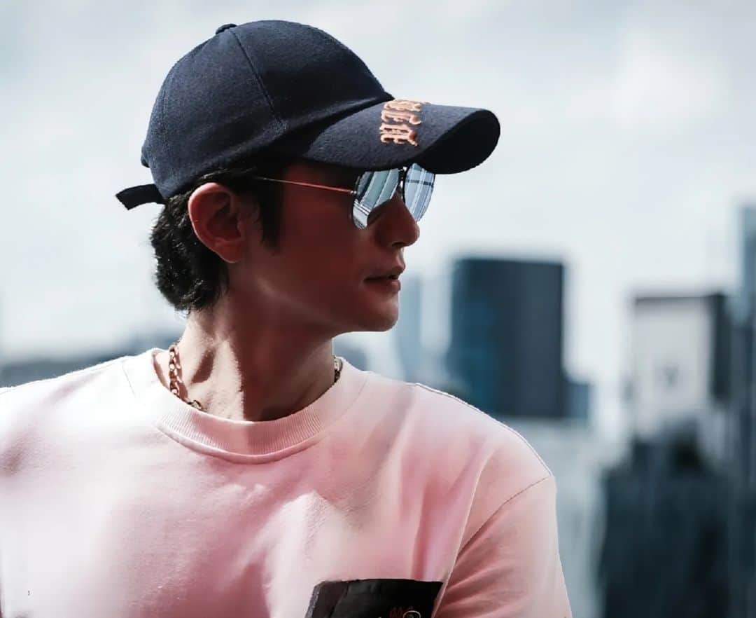 パク・シフのインスタグラム：「Say I ❤ u 😉」