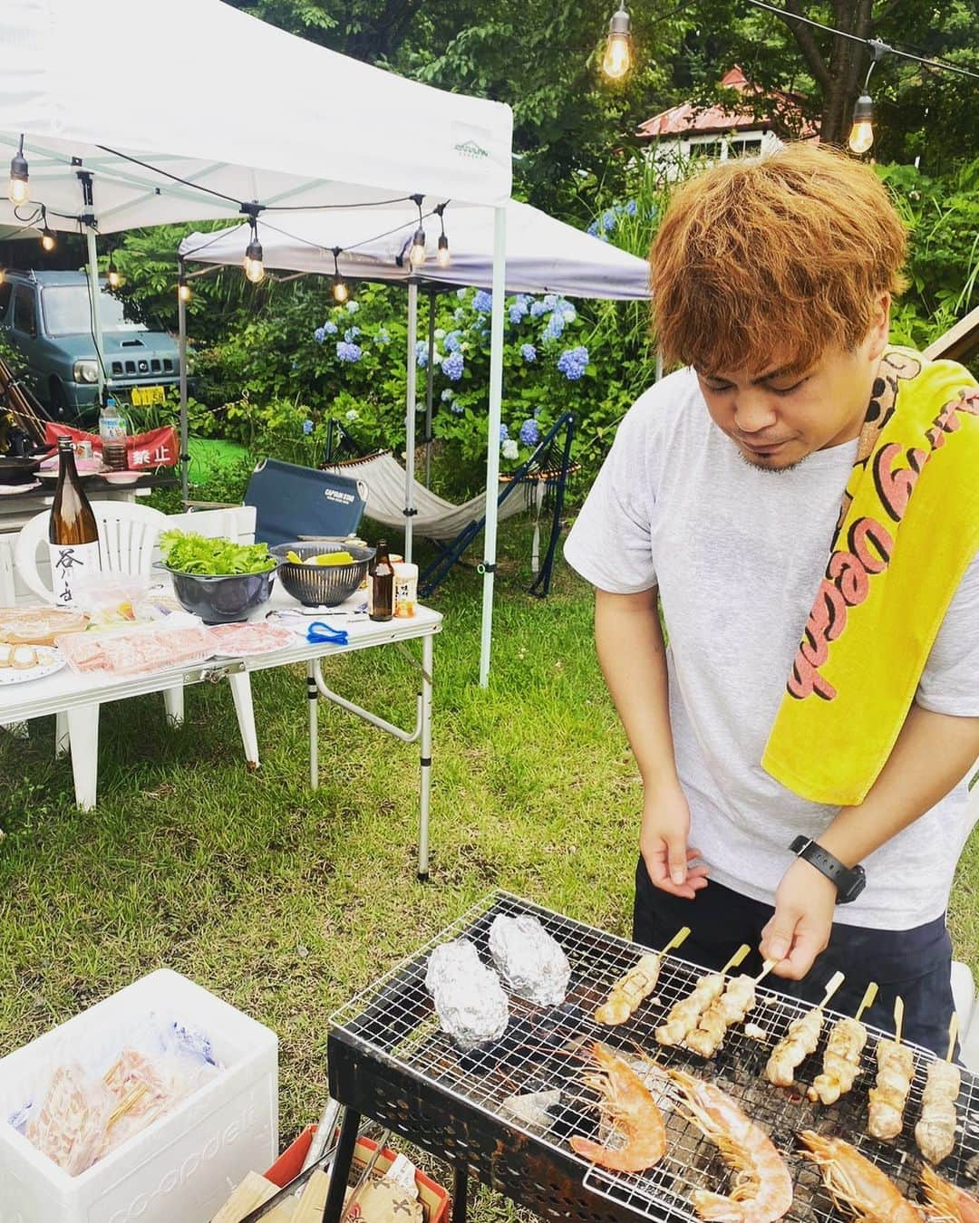 大野大輔のインスタグラム：「#みなかみ町#群馬#BBQ#neveryoungbeach 元焼鳥屋店員の血が騒ぎました。」