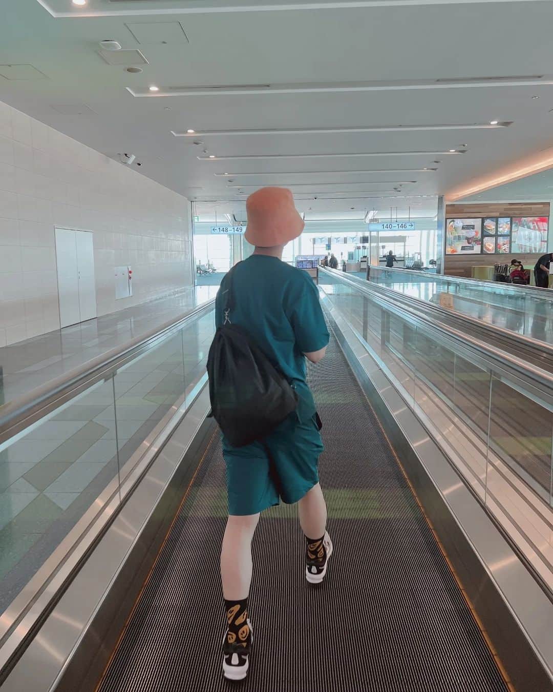 ロクヒョンのインスタグラム：「🍊☘️」