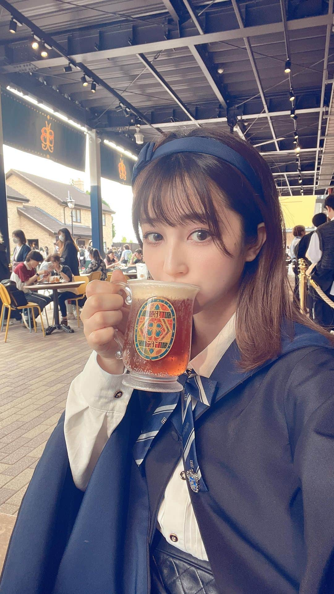 新希咲乃のインスタグラム：「ハリーポッターの世界観が大好き…🪄⌒｡．   #ハリーポッター  #スタジオツアー  #スタジオツアー東京   #harrypotter   #レイブンクロー  #ハリーポッターコーデ   #新希咲乃  #studiotourtokyo」