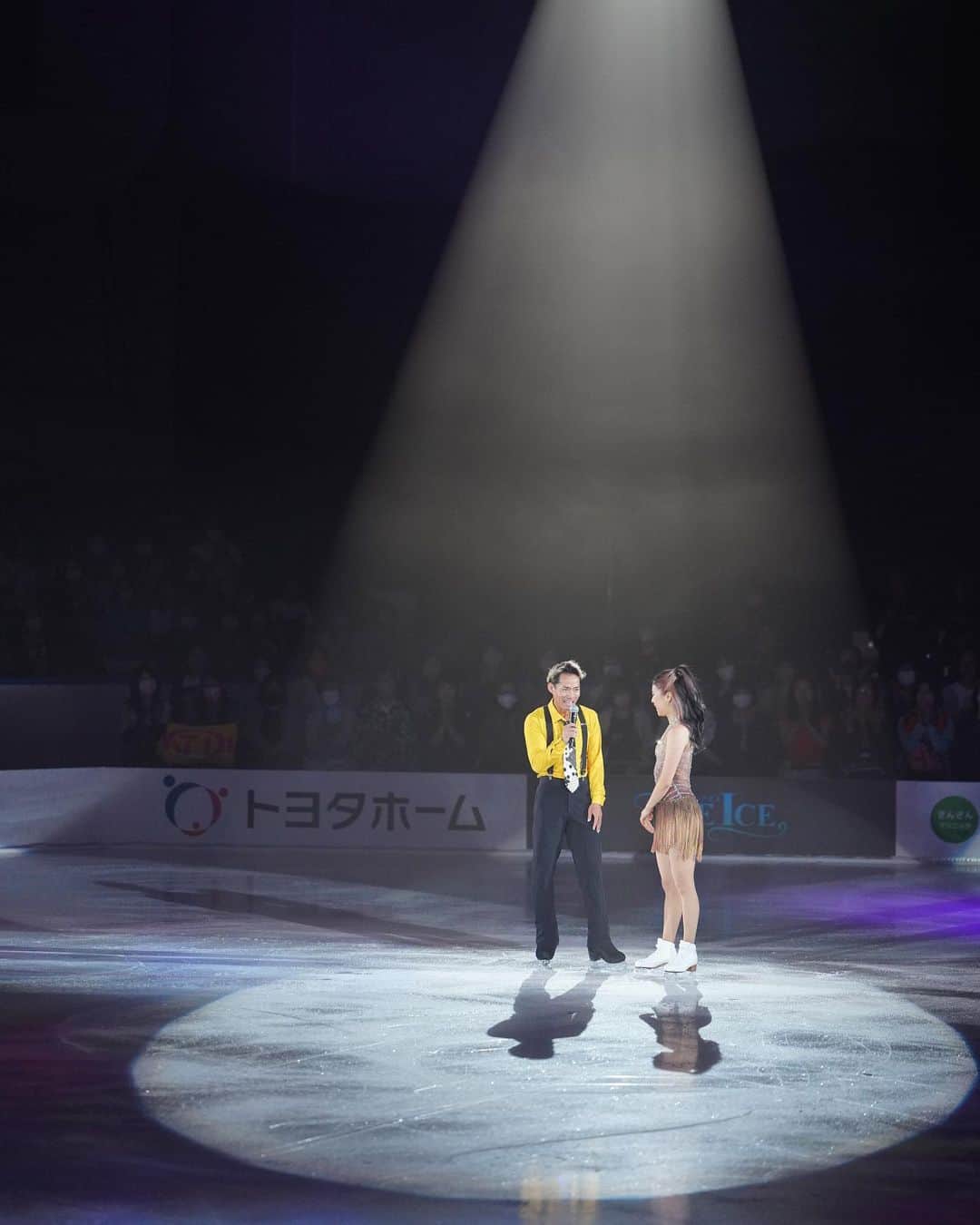 村元哉中のインスタグラム：「THE ICE 2023 !!! 🔥@fstheice 愛知公演、ありがとうございました！ 素晴らしいキャスト、コラボナンバー、ダンスバトルなどまさに真夏の氷上祭典！✨ 明日から３日間、日光公演です！ Very honored to be a part of The ICE with amazing skaters!!!  See you next in Nikko ! 💛 📸: @yoshiki_kogaito」