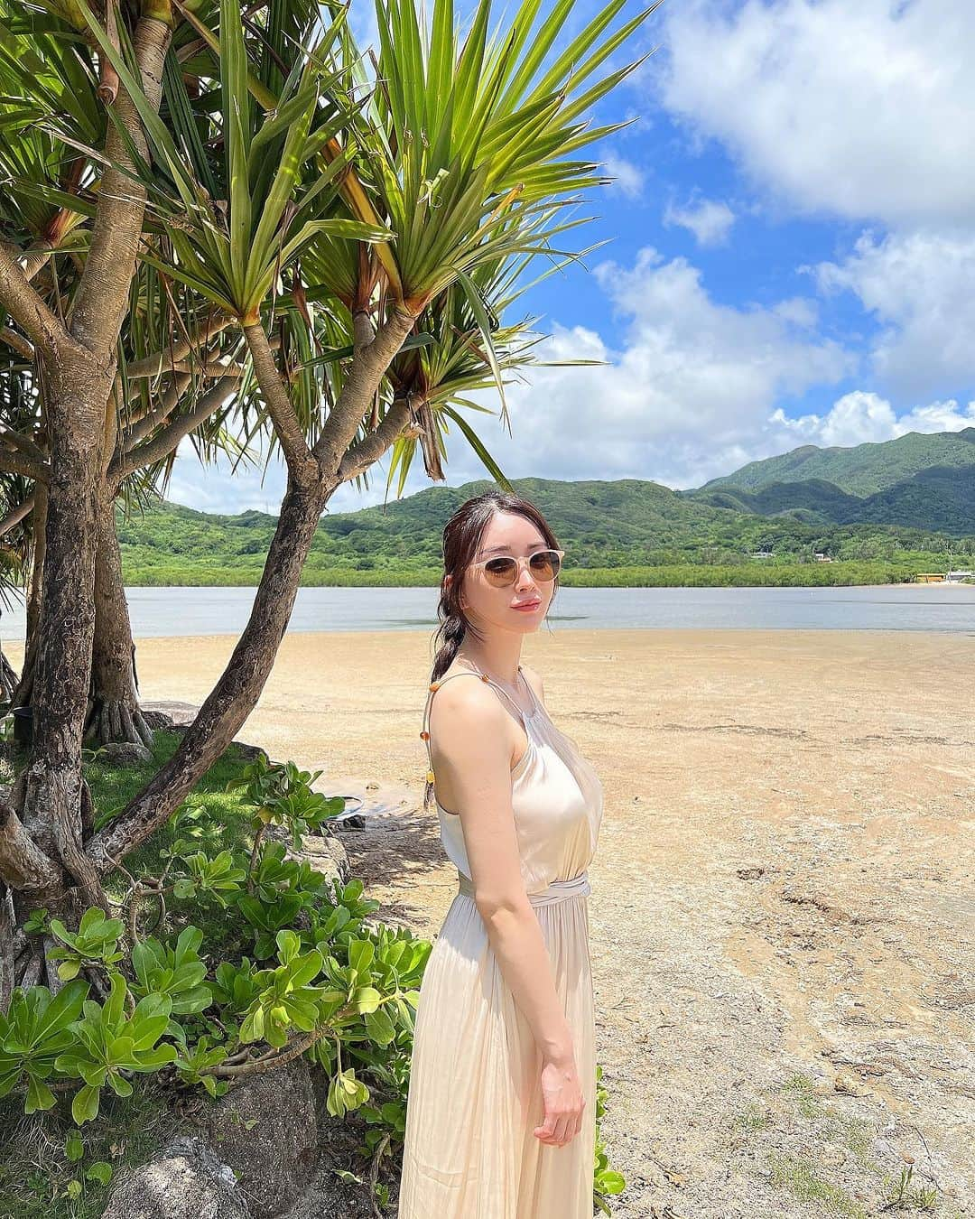 南杏奈さんのインスタグラム写真 - (南杏奈Instagram)「🐃🏝️☀️  #西表島 #水牛車 #沖縄旅行 #離島巡り #夏旅 #八重山」7月24日 15時30分 - anna1031__