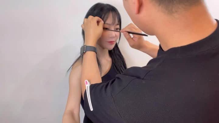 エリナのインスタグラム：「Long or short hair?☺️가을엔 머리 붙일까용?💕」