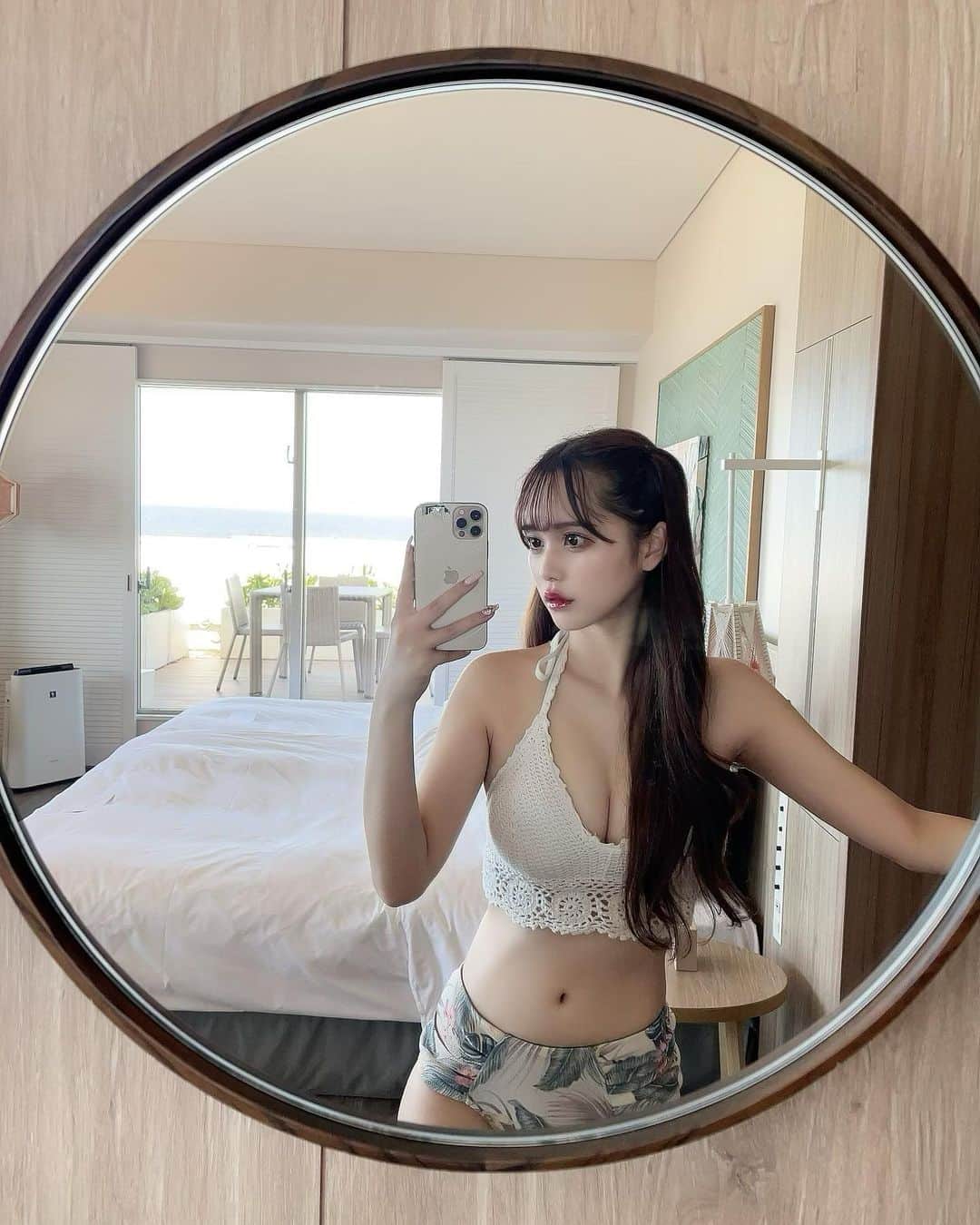 西綾乃のインスタグラム：「夏がスキー！🌻🩵」