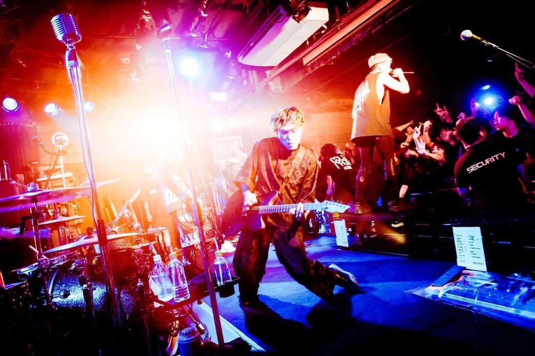 Sugiさんのインスタグラム写真 - (SugiInstagram)「“RE:ADMISSION” LIVE HOUSE TOUR 2023 at HEAVEN'S ROCK 熊谷 VJ1🤘ALI2日間ありがとう！！刺激なりまくった！ Photos by @bashico_photo」7月24日 16時26分 - sugi_coldrain