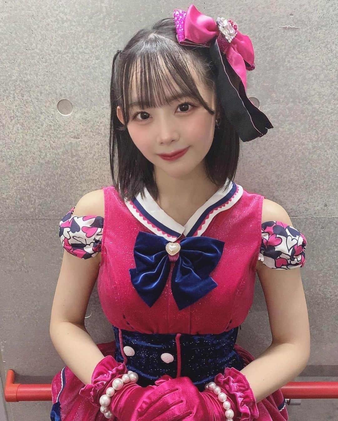 川嶋美晴のインスタグラム：「🩷💙  SUMMERTOURも楽しみだね😽🫶   #idol #アイドル衣装 #SKE48 #アイドルなんて呼ばないで  #過去pic」