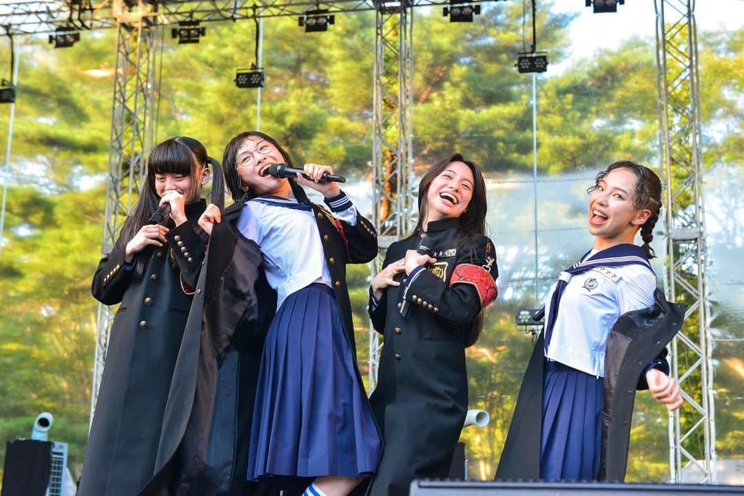 新しい学校のリーダーズのインスタグラム