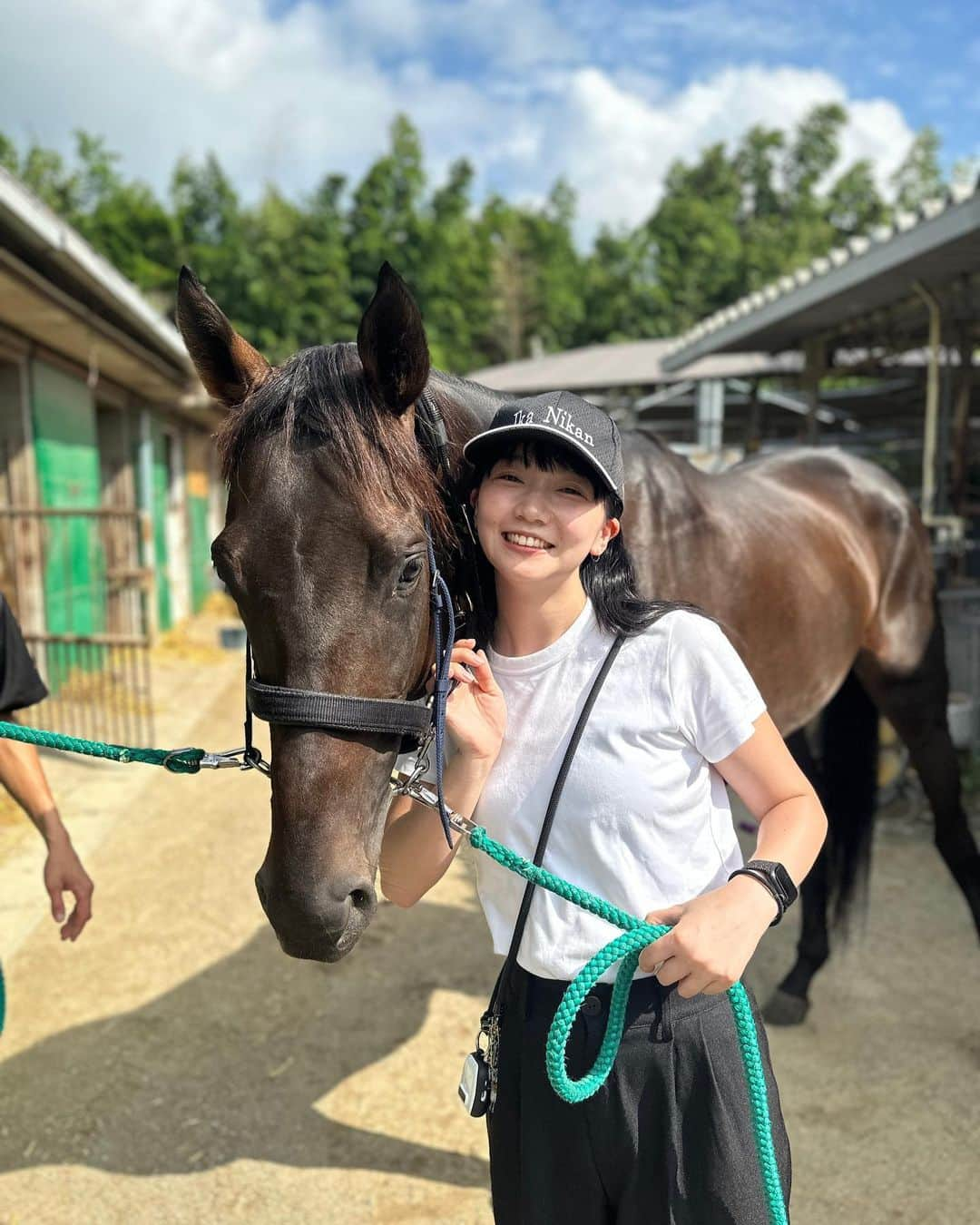 ゆきのしんのインスタグラム：「念願叶ってみんな大好きイカさんに会えました🦑🐴 最高すぎた。可愛すぎた。 元徳先生ありがとうございました🙇‍♀️ #佐賀競馬  #さがけいば #うまてなしDX  #イカニカン」