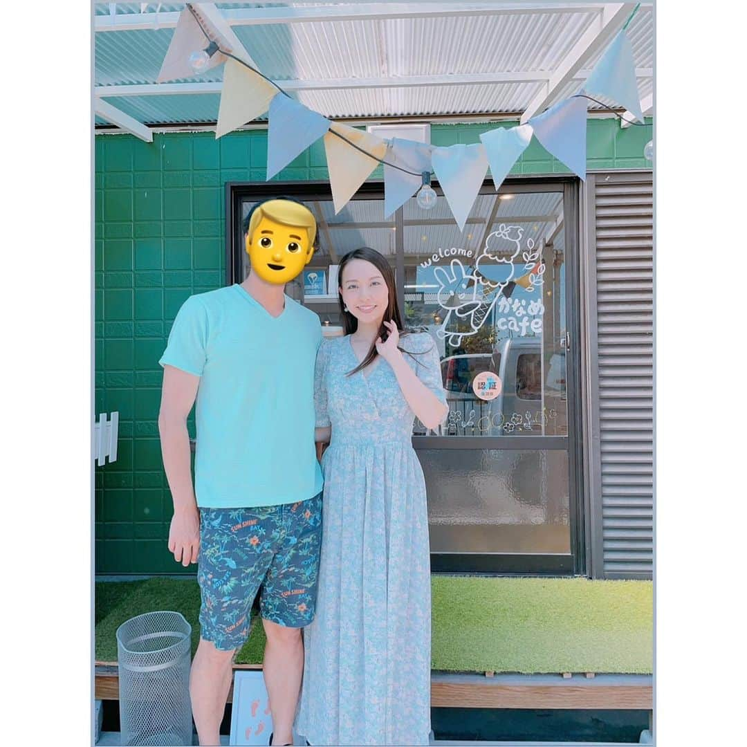 空さやかさんのインスタグラム写真 - (空さやかInstagram)「💎 8回目の結婚記念日💍  今年も母が子ども達を預かってくれて 👩‍🦰👱‍♂️2人の時間を作れました。 まだ👶🏻が小さいので短時間プランに。  ママ、ありがとう🥲🙏  姓が変わって8年。 いろんなことがあったけど、やっぱりあっという間すぎるなぁ🥲  腹を割って本気で伝えた事は必ず受け取って私の意向に合わせてくれるところが好き。  外から学んできた新しい情報を持ち帰って話しただけで、馬鹿にしたりせずまっすぐ受け取って、考えを合わせてくれる人は、まずそうそういないと思う。  私の考えを、私の感覚を、私自身を信じてくれていることが嬉しい。  そうやって歩んできた丸8年。  山もあり谷もあり谷底もある。それでも私の支えになっているのは、3人の子供たち。  5人家族が夢だったから、それが叶っているだけで贅沢なことやなぁと原点に戻れる。  自分で選択して自分で決断した人生だから、自分を信じて歩くしかないんよ。  自分以上に大切な存在を作ってくれてありがとう。  どの角度から切り込むかによるけど、私はやっぱり幸せなんだと思います。  ありがとうありがとう。ありがとう。 9年目もどうぞよろしくお願いします。  #happyanniversary  #8th #8周年 #結婚記念日 #記念日デート #夫婦でお出かけ  #夫婦時間 #weddingday  #5人家族 #lovefamily #記念日は祝うタイプ #いつもありがとう」7月24日 16時59分 - sky_sayaka