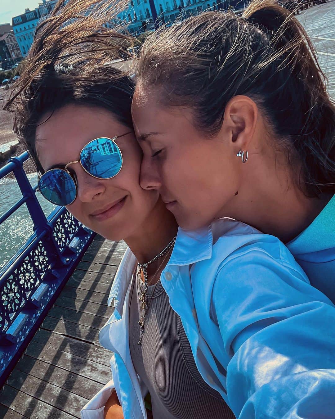 ナタリア・ザビアコさんのインスタグラム写真 (ナタリア・ザビアコInstagram)「Happiness 💛 love 