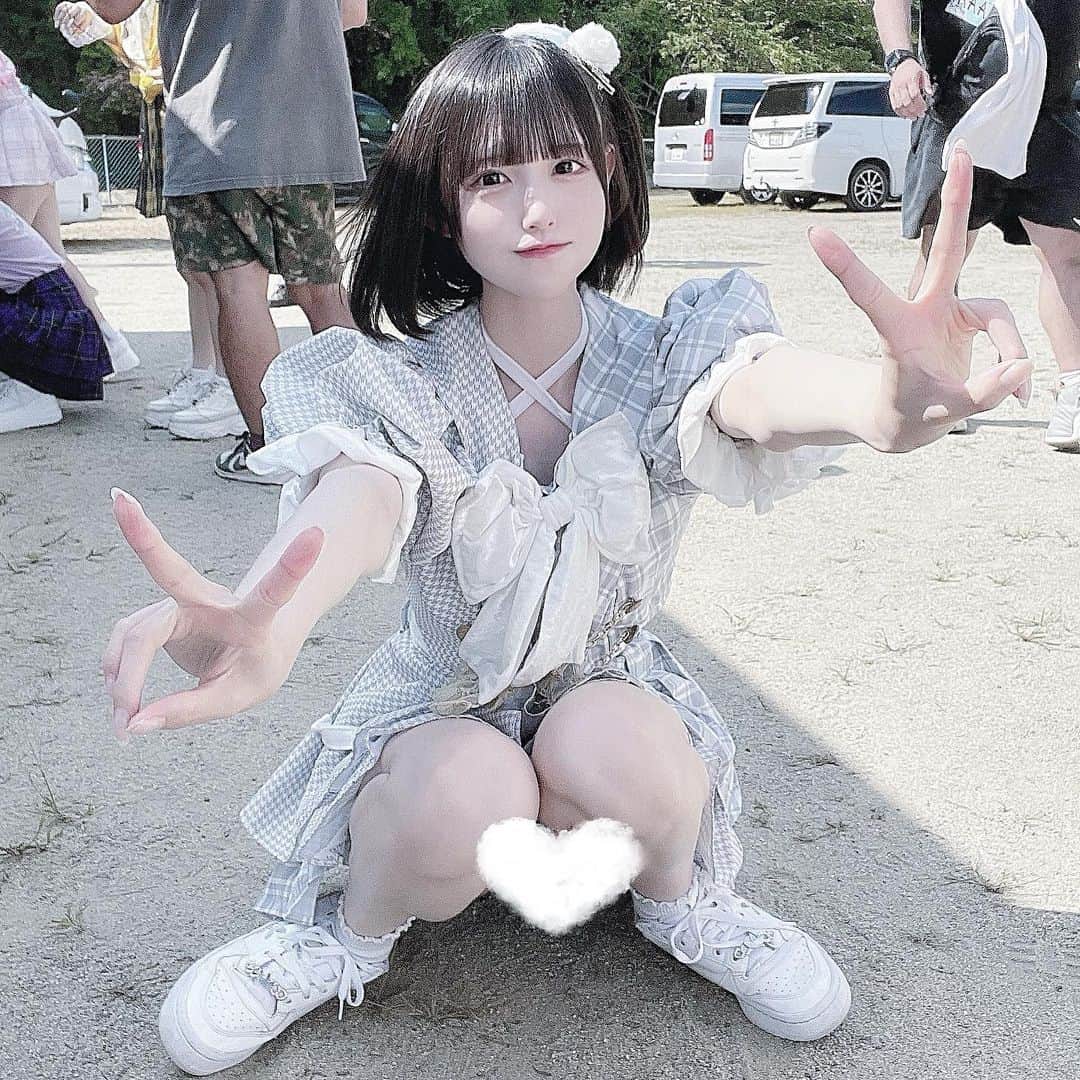 のインスタグラム：「夏！！！！！！ ．  ．  ．  ．  #ボブ #黒髪ボブ」