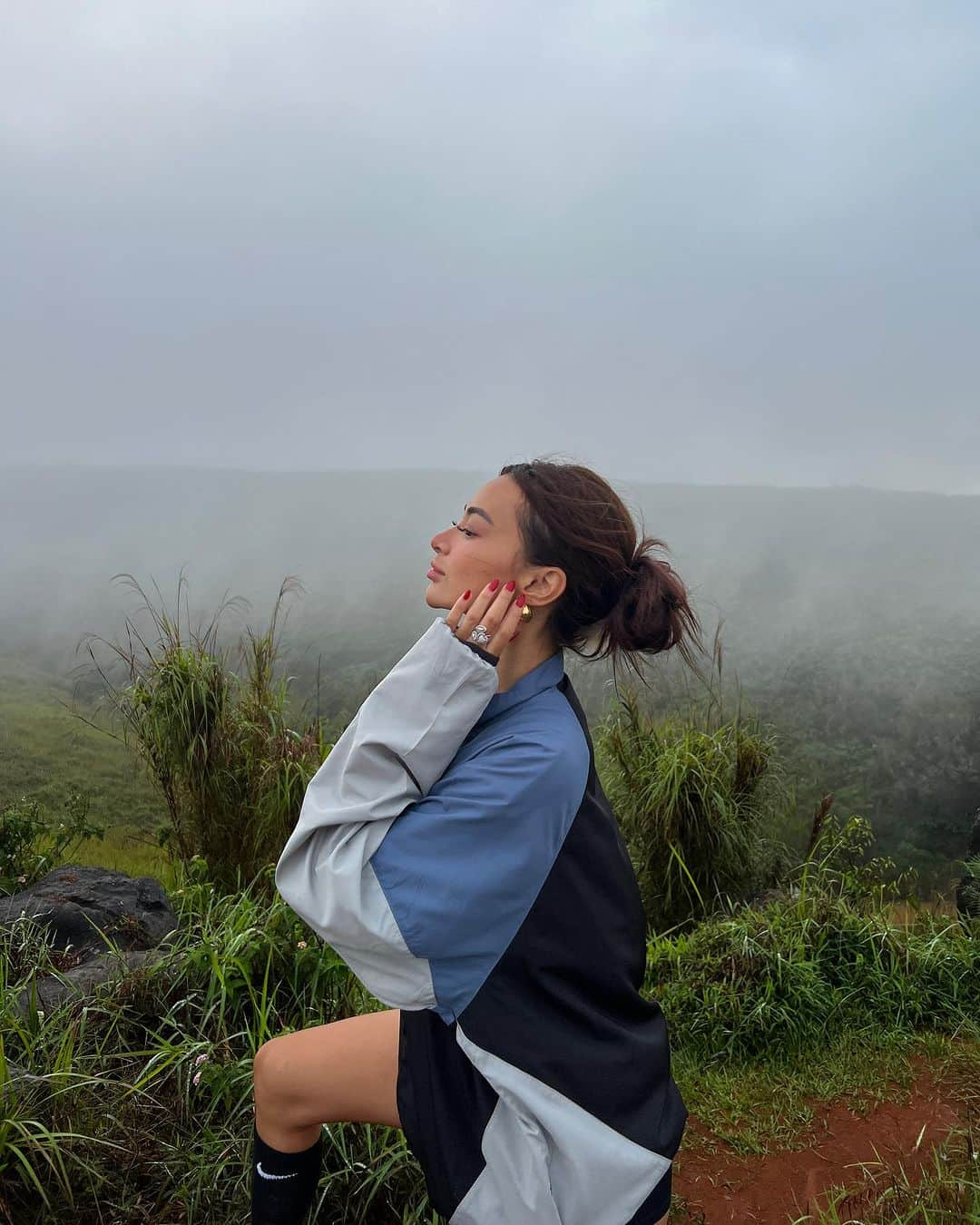 カイリー・バーゾサさんのインスタグラム写真 - (カイリー・バーゾサInstagram)「Back in my hometown and went for a hike 🏔️」7月24日 19時00分 - kylieverzosa