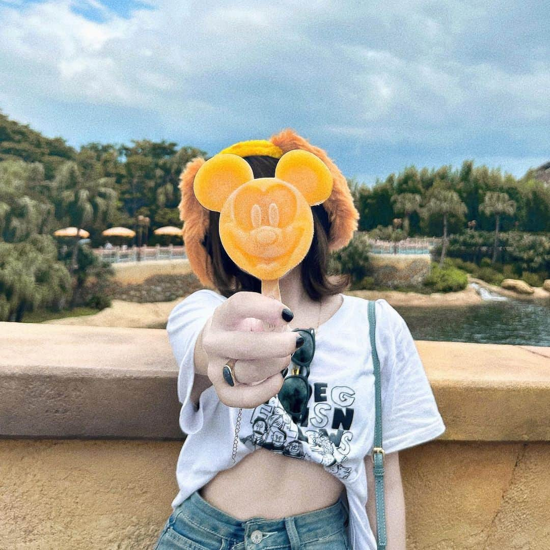 一ノ瀬陽鞠（ひまりん）のインスタグラム：「ちょっと前にディズニー行ってきました🌞 夏のディズニーはやっぱり最高だった〜( ¯ᵕ¯ )  学生のみんなは夏休みに入ったんだよね…?! 夏バテ体調に気をつけてっ鬼楽しんでね〜⸝ဗီူ⸜⸝ဗီူ⸜⸝ဗီူ⸜⸝ဗီူ⸜」