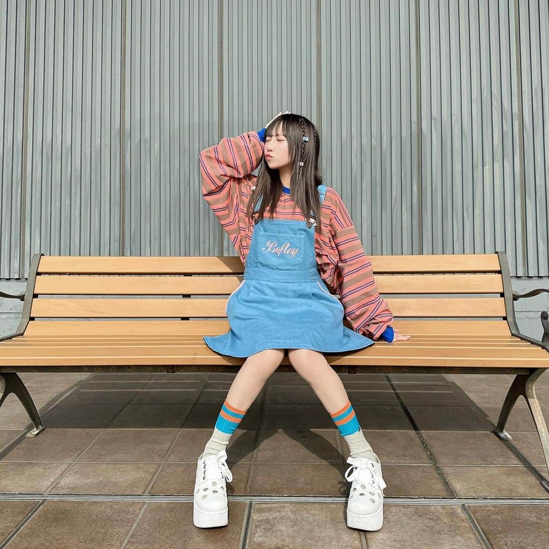 きりたんぽのインスタグラム：「今日も暑くて🥵‼️ﾊﾞﾃﾊﾞﾃぇ💦 びふてぃコーデをしてみたよ❓😍こういう可愛いお洋服👕を着ると気持ち❤️がルンルン🎶になるやもっ🤣🤣🤣ﾅﾝﾁｯﾃ💦😍」