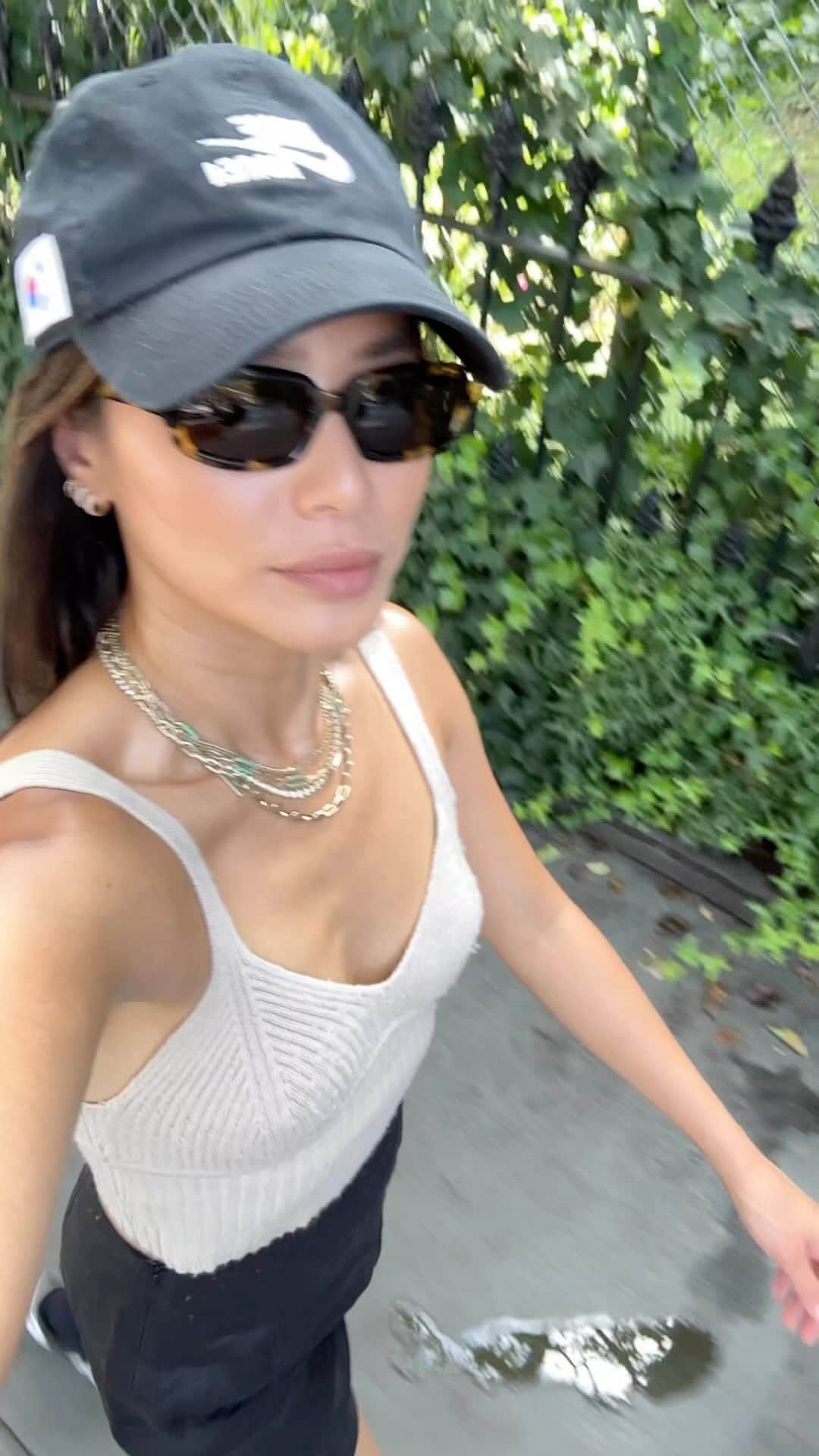 ジェイミー・チャンのインスタグラム：「See you tomorrow @ Times Square @sagaftra #unionstrong #sagaftrastrong」