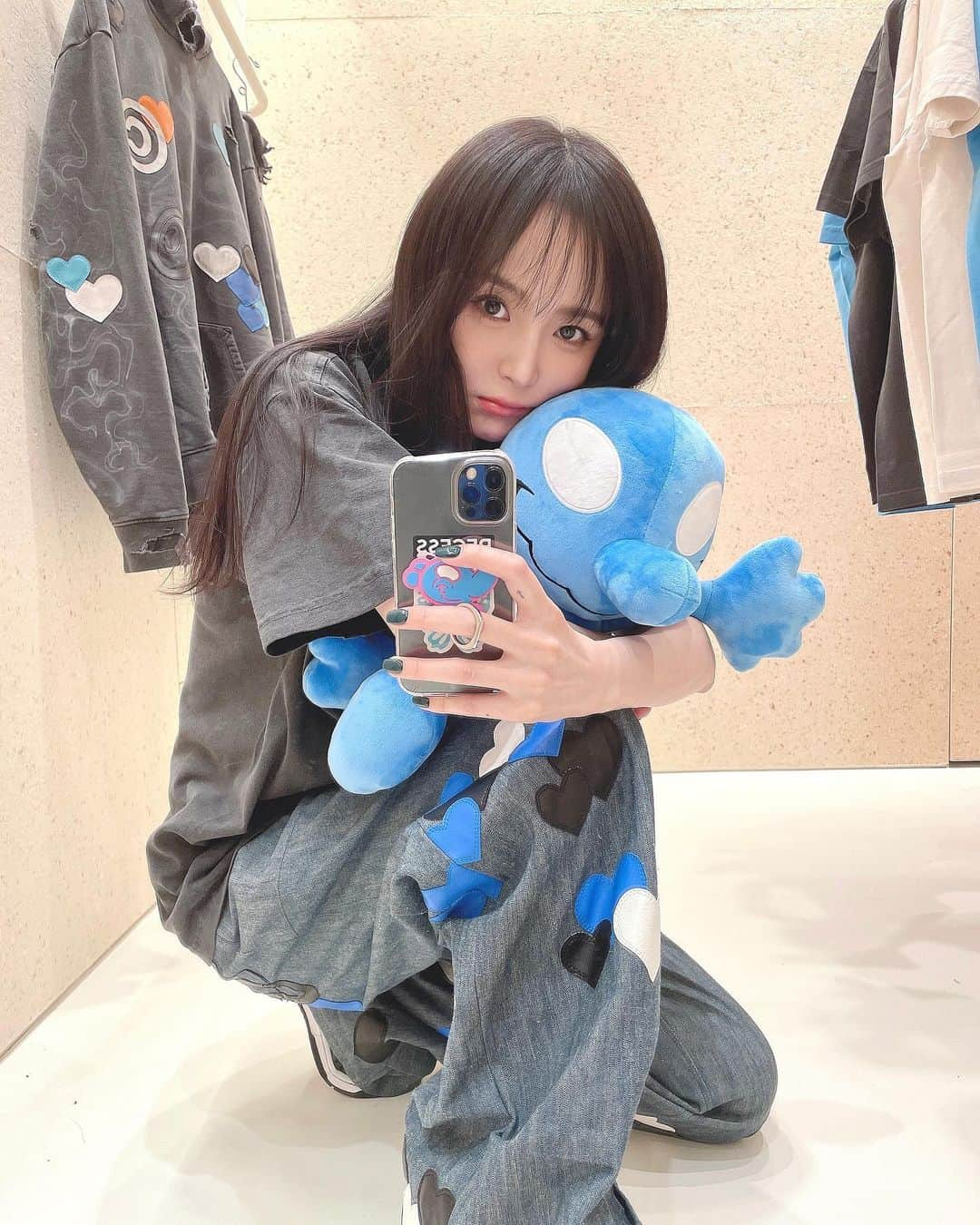 蓼沼楓のインスタグラム：「Chingu🩵💙🩵」