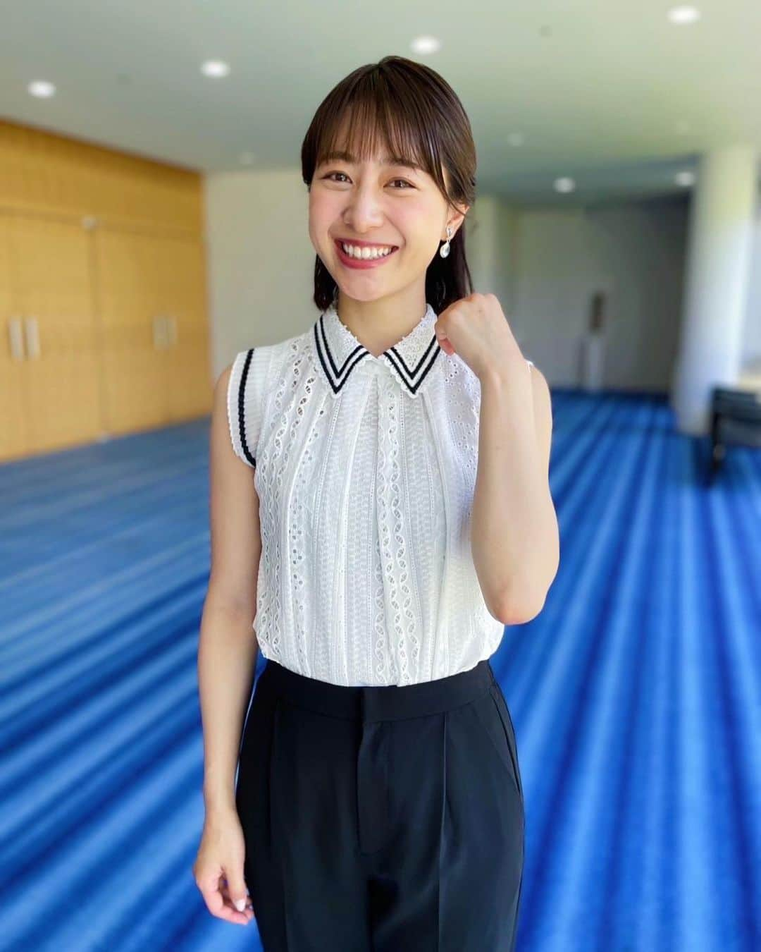 林美沙希さんのインスタグラム写真 - (林美沙希Instagram)「. 今週もよろしくお願いします☺️ 実はThreadsもゆるりと更新していますのでのぞいてみてください🙌  #annニュース #ワイドスクランブル #林美沙希 #衣装 #パンツコーデ #スカートコーデ」7月24日 20時20分 - misaki0hayashi